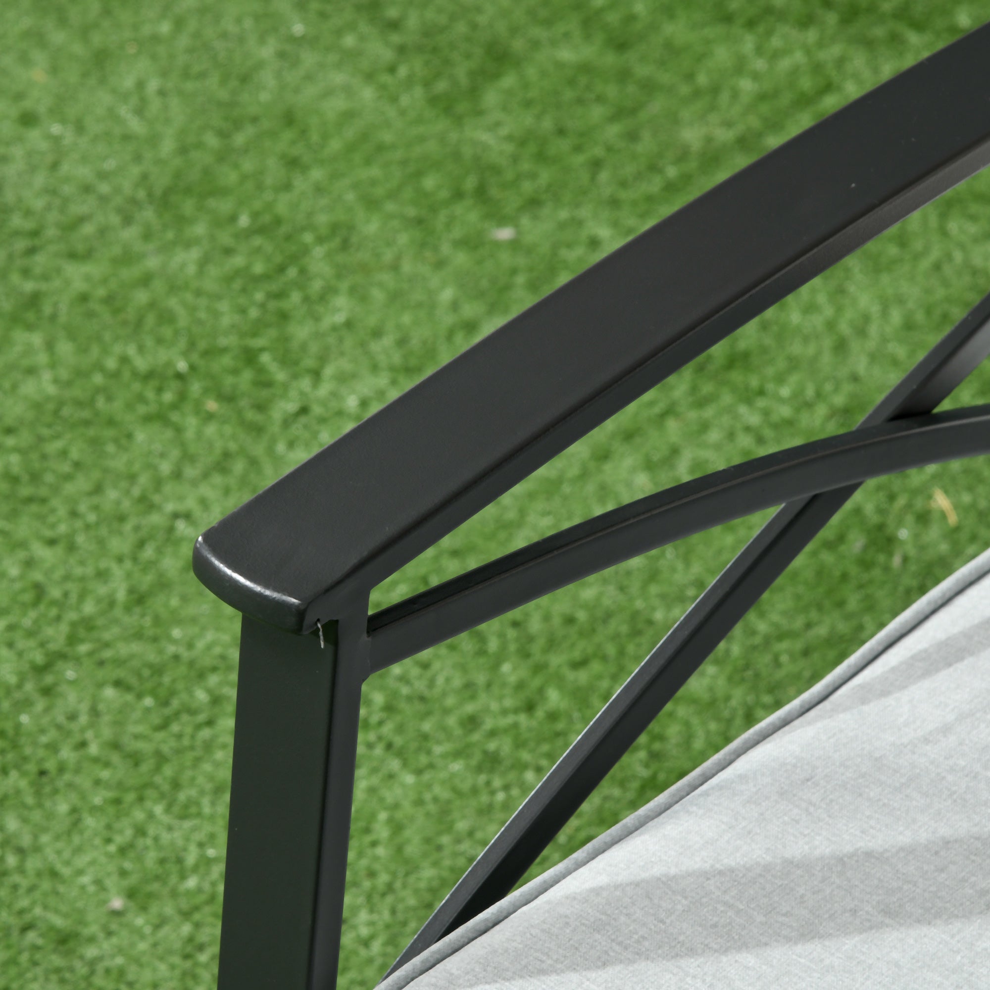 Conjunto de Poltronas e Mesa de Centro – 59x71x80cm – Marrom Claro – Vime