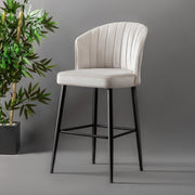 Conjunto de bancos de bar – 52 x 97 x 42 cm – creme e preto – painel de partículas revestido a melamina