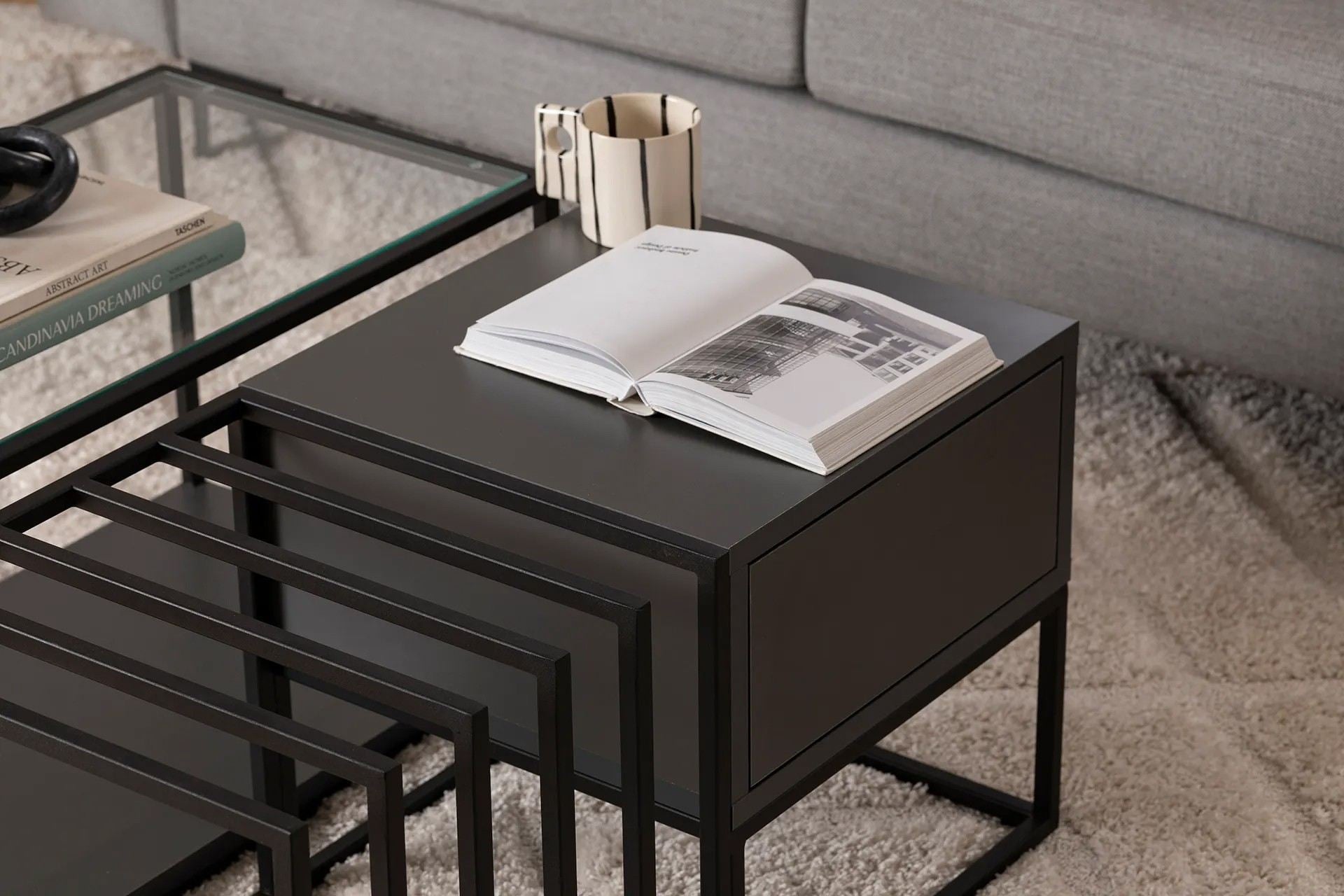 Mesa de Centro – 90 cm x 37 cm x 90 cm – Preto – Aglomerado com revestimento de melamina