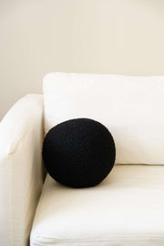 Almofada – 20 x 20 x 20 cm – Preto – Poliéster reciclado