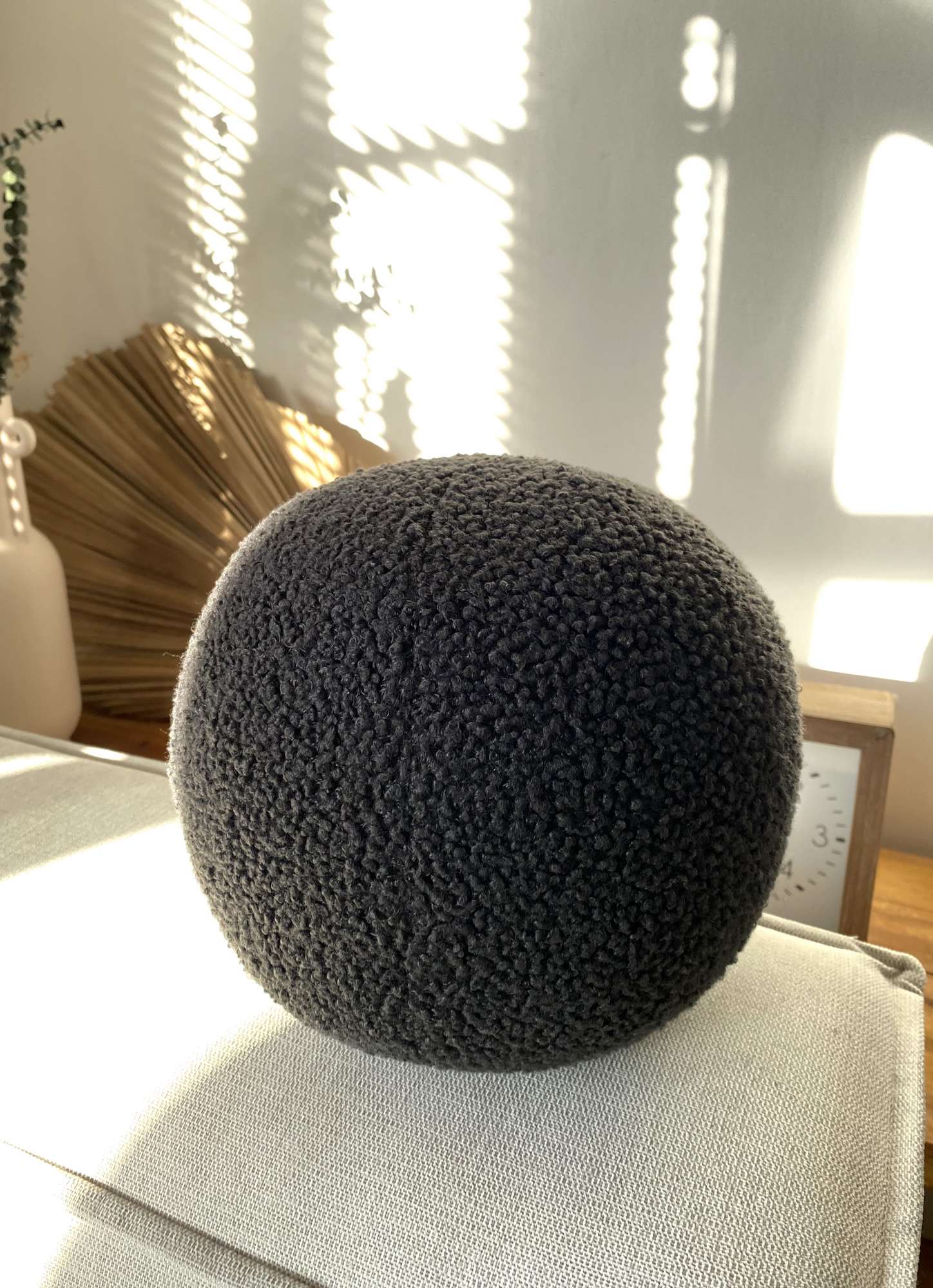 Almofada – 20 x 20 x 20 cm – Antracite – 75% poliéster reciclado/25% poliéster