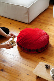 Almofada decorativa – 51 x 51 x 18 cm – Vermelho – Poliester reciclado