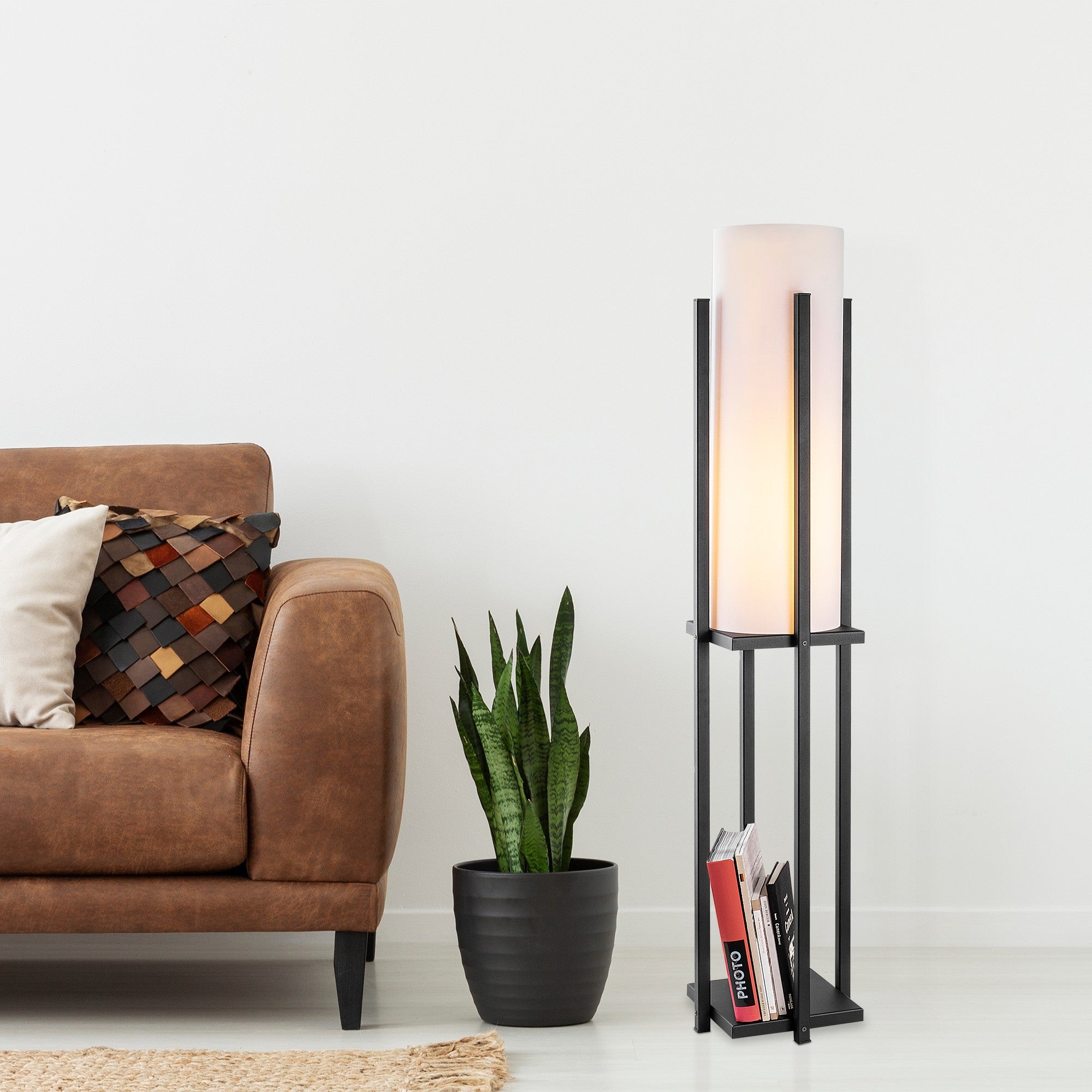 Candeeiro de Pé escandinava, corpo de metal preto, 130 cm de altura, cúpula de 20 cm, soquete E27, 40 W máx., cabo de 400 cm, iluminação elegante e funcional para espaços modernos