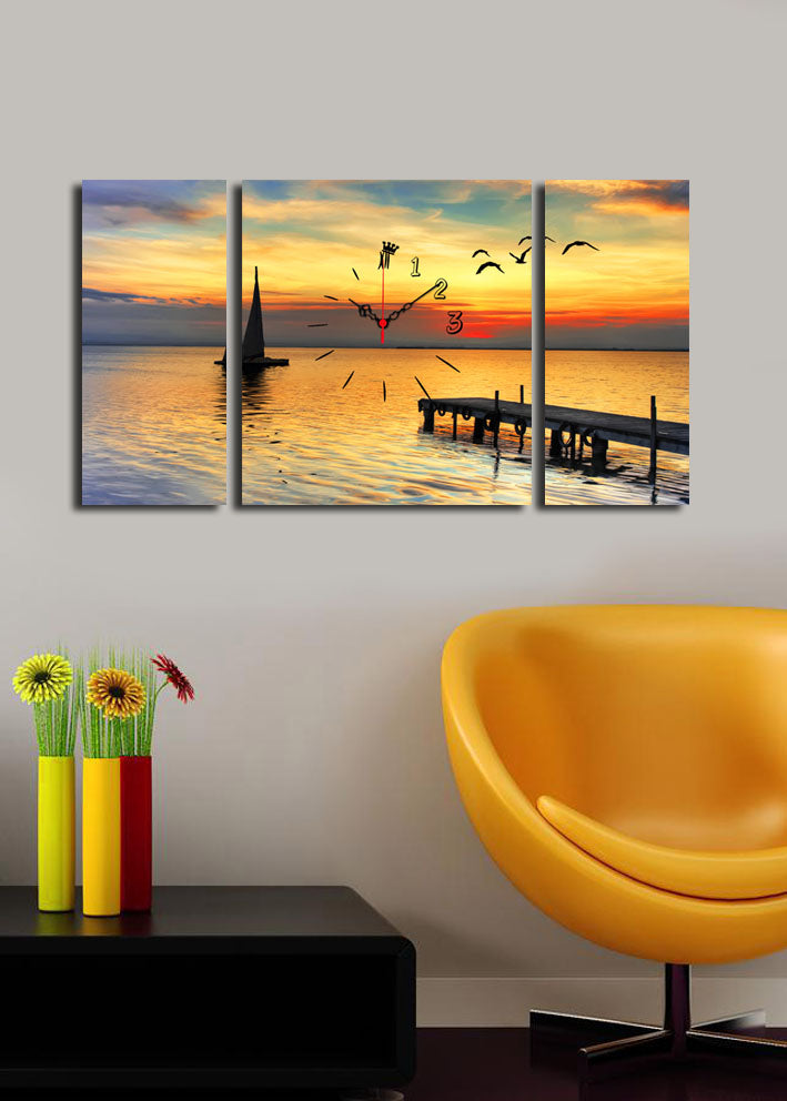 Relógio de Parede em Tela Decorativa Multicolor – Conjunto 3 Peças, Suede Canvas, Moldura de Madeira, 84 x 45 cm
