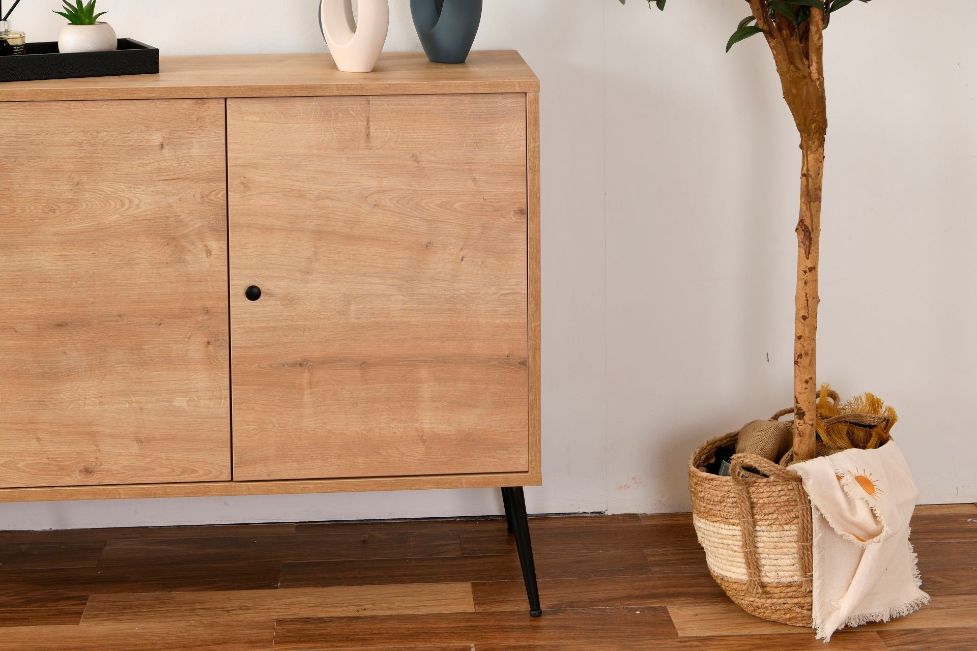 Aparador de Carvalho – 80 cm x 180 cm x 41 cm – Carvalho – Aglomerado e MDF
