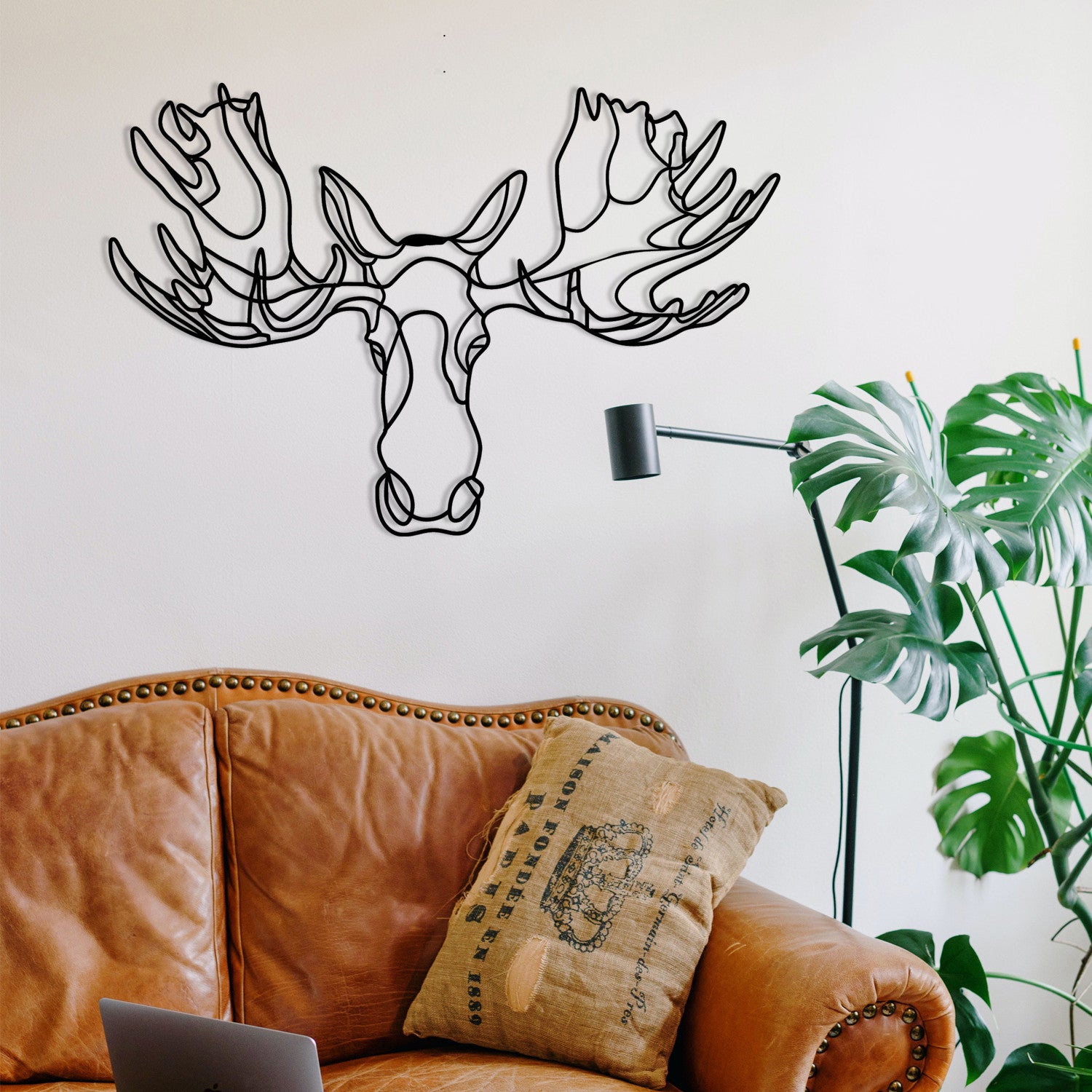 Vaveyla 2 – Acessório Decorativo de Parede em Metal Preto, 70x47 cm, 100% Metal (1,2 mm)