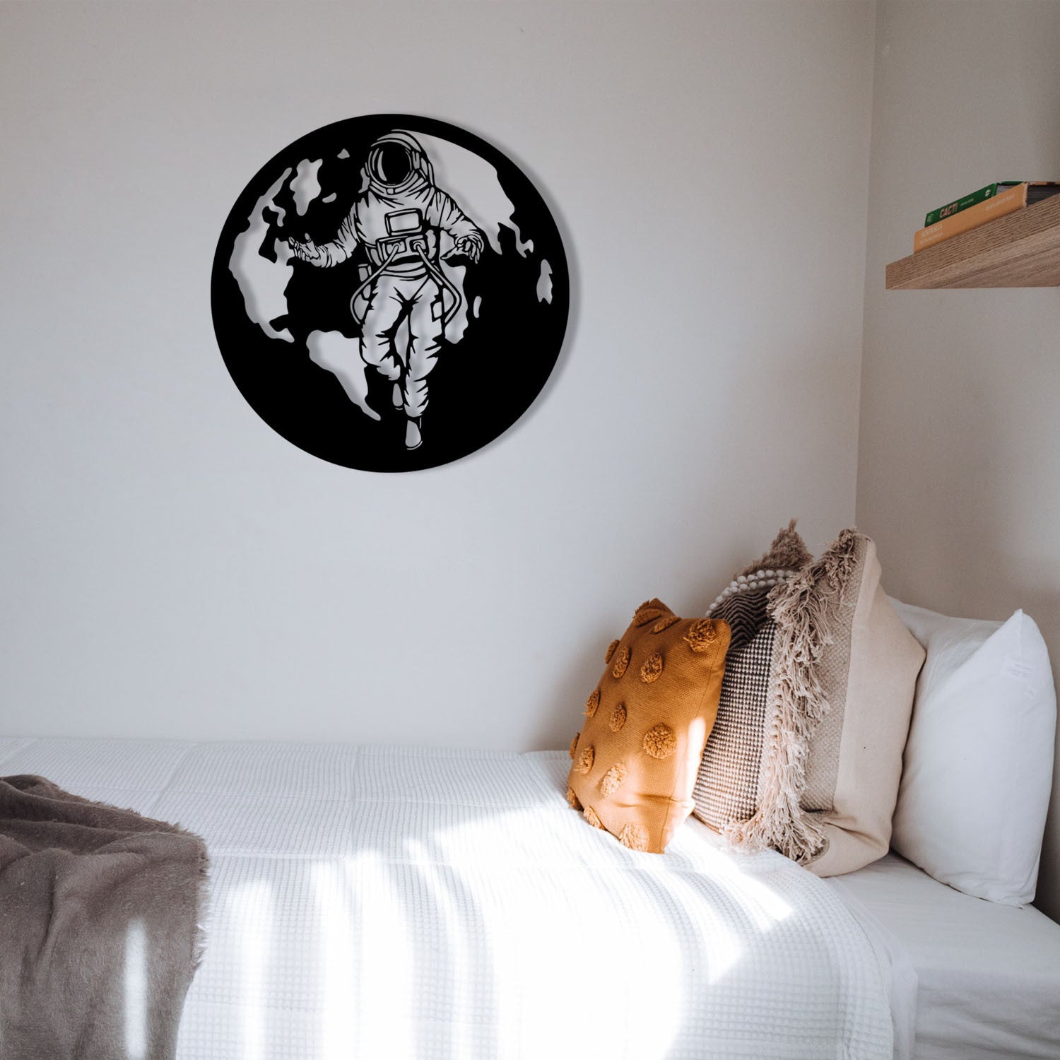 Asti — Acessório Decorativo de Parede em Metal 100%, Preto, 61x61 cm