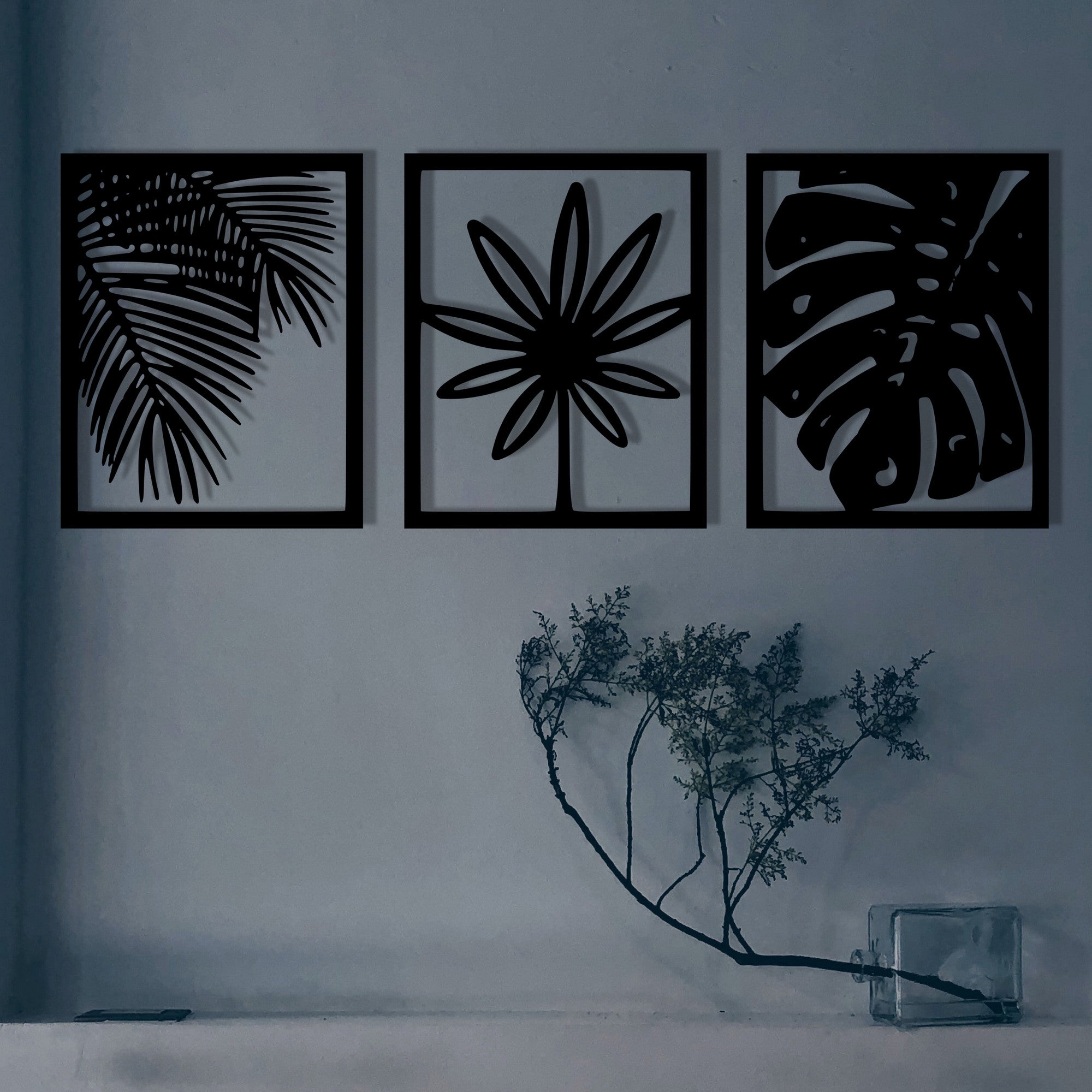 Mutena – Acessório de Parede Decorativo em Metal Preto 131x50 cm, 100% Metal (1,2 mm)