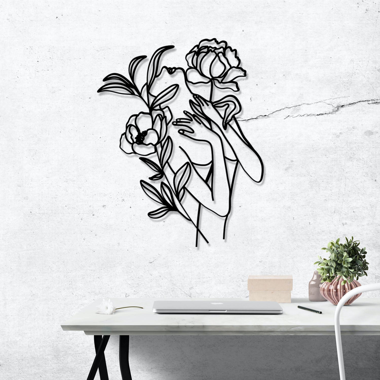 Elif – Acessório Decorativo de Parede em Metal 100%, Preto, 40x50 cm