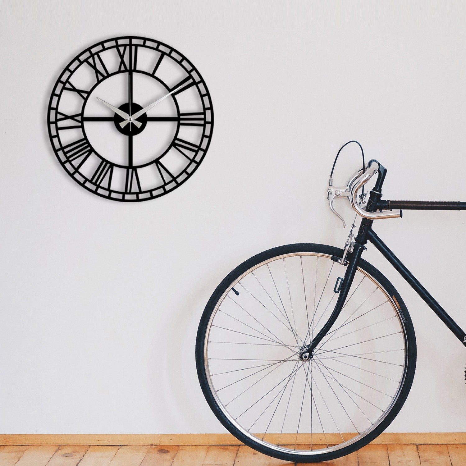 Relógio de Parede Metálico Enzoclock S002 48x48 cm – Preto, Decorativo, 100% Metal (1,2 mm), funciona com 1 pilha AA