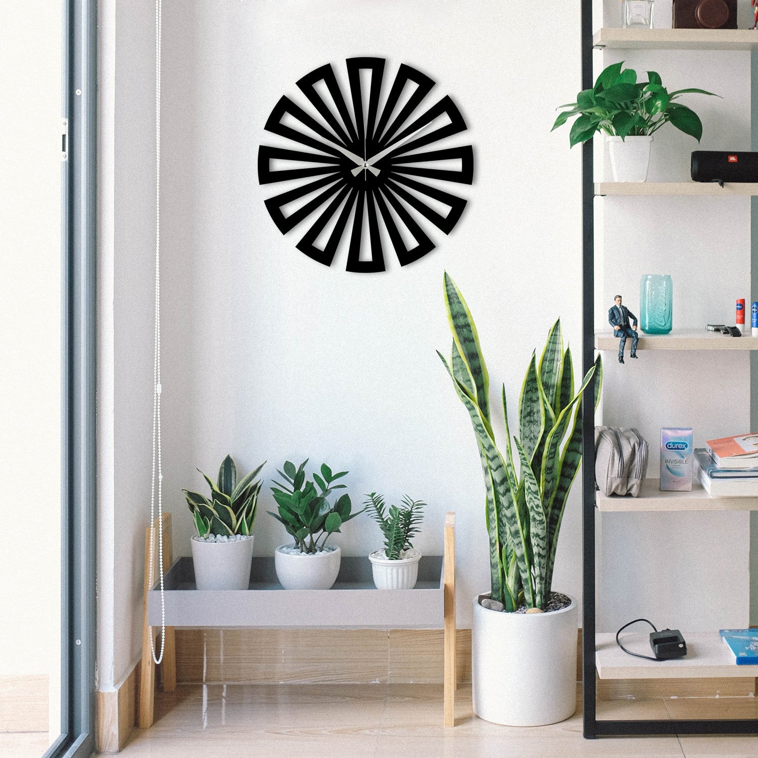 Relógio de Parede Metálico Decorativo Enzoclock S003 – Preto, 48x48 cm, 100% metal, funciona com 1 pilha AA (não incluída)