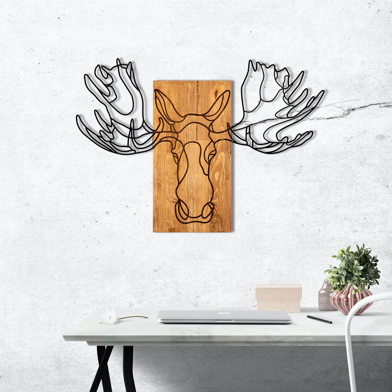 Jeyan — Acessório Decorativo de Parede em Metal com Moldura em Nogueira, Preto, 93 x 66 cm