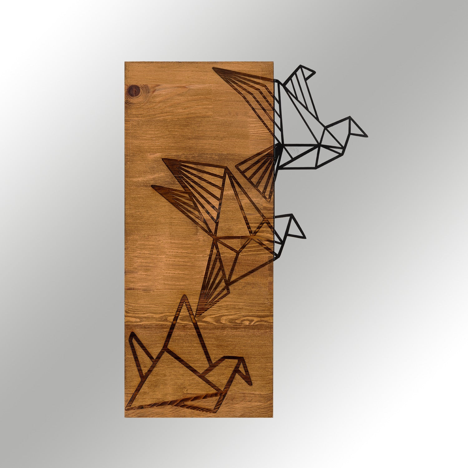 Oragami – Acessório Decorativo de Parede em Metal Preto com Moldura de Nogueira, 36 x 60 cm