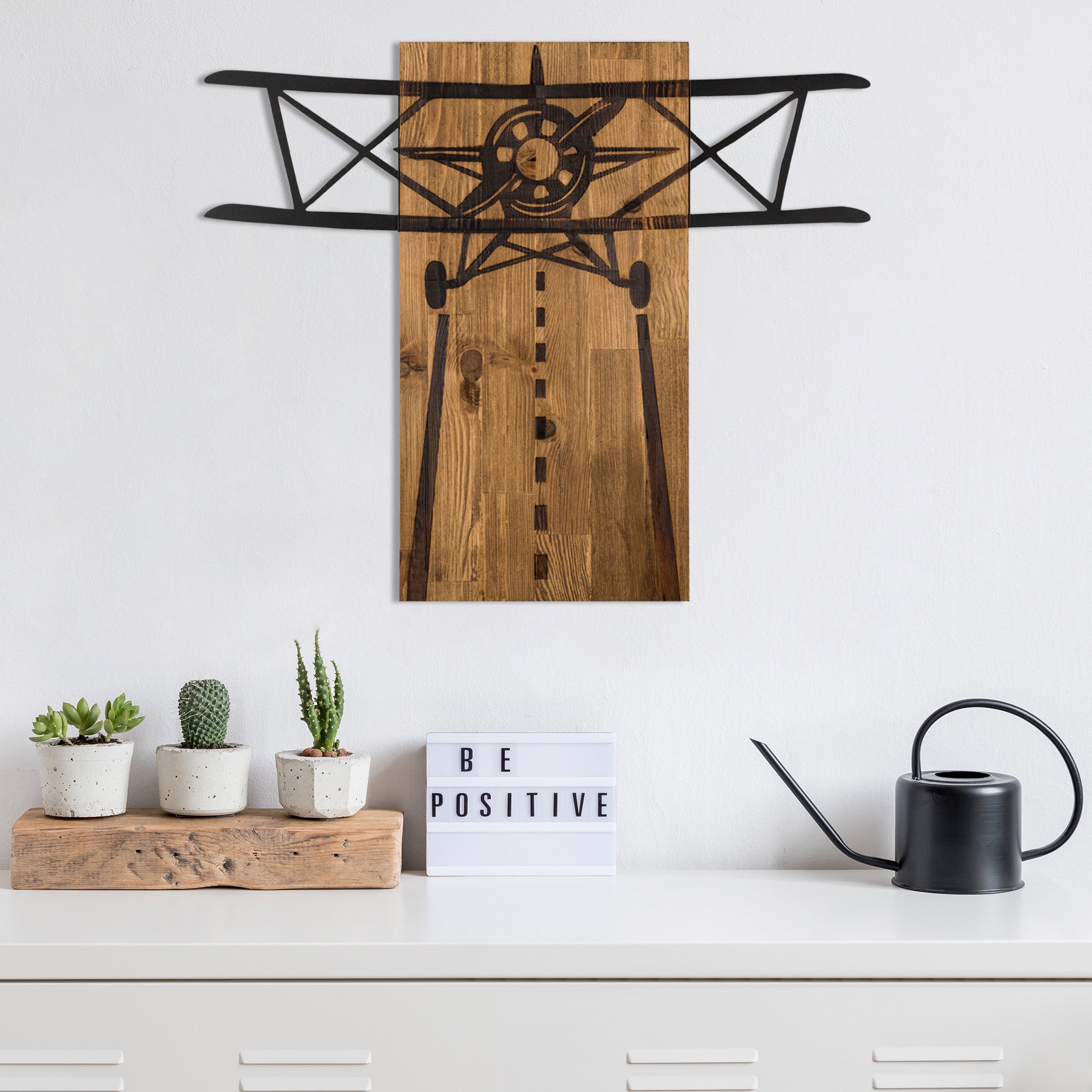 Vecivi Acessório Decorativo de Parede em Metal com Moldura de Madeira (Nogueira) – Preto, 68 x 58 cm