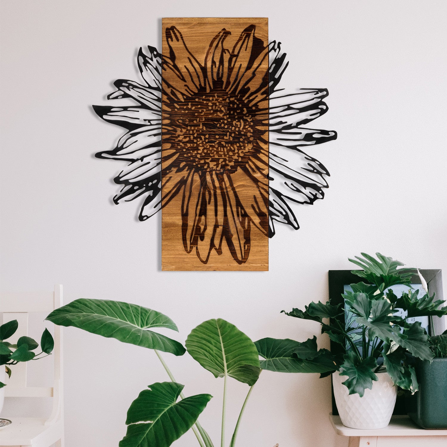Elegante acessório decorativo de parede em madeira, 56 x 58 cm, preto e nogueira | 100% metal (1,2 mm) e estrutura de madeira (3 cm) | Perfeito para decoração moderna