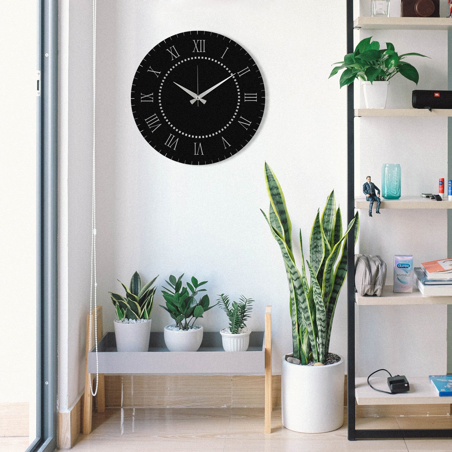 Relógio de Parede Decorativo em Metal Seven Love - Preto 48x48 cm