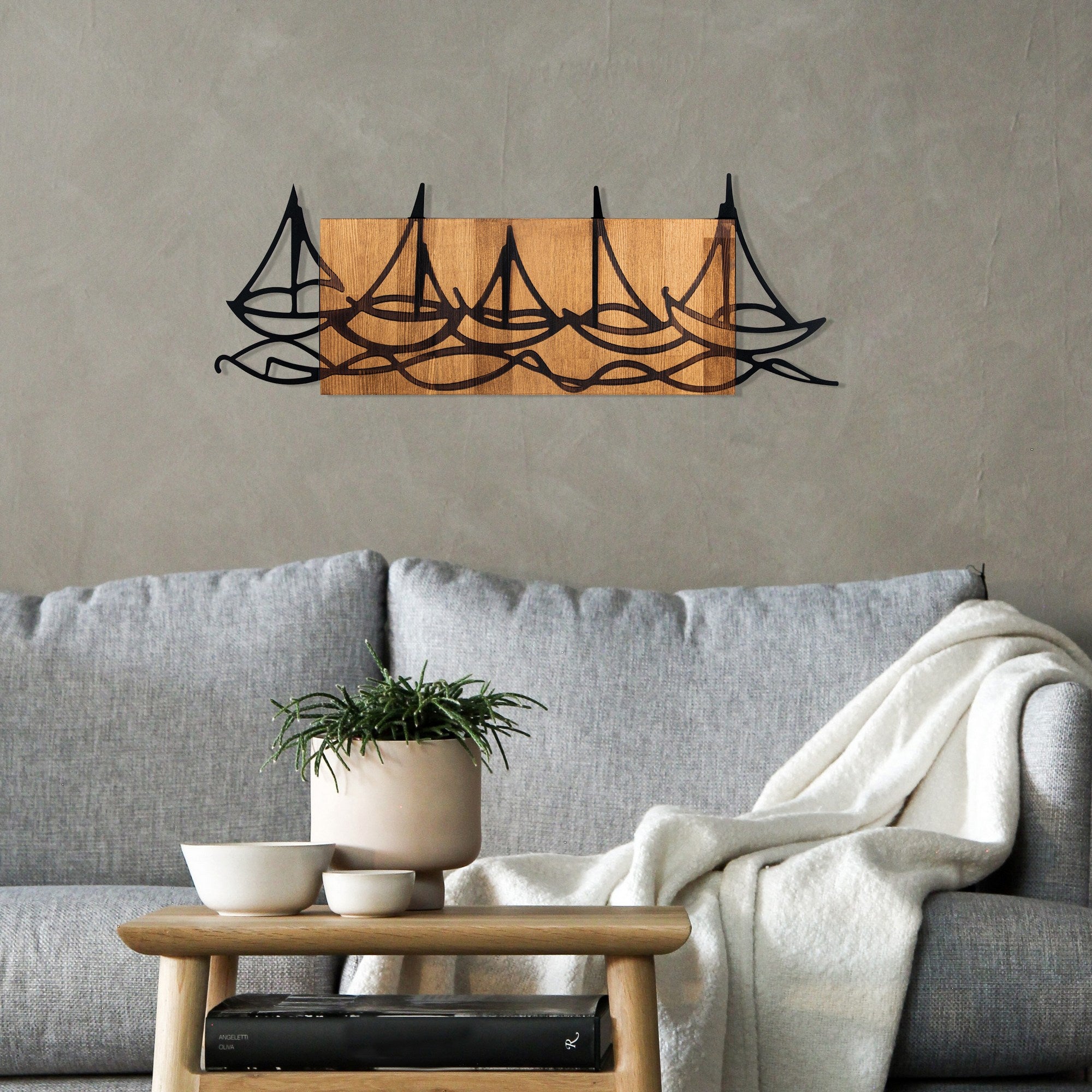 Navios no Mar – Decoração de Parede em Metal, Moldura em Nogueira, Preto, 86 x 31 cm