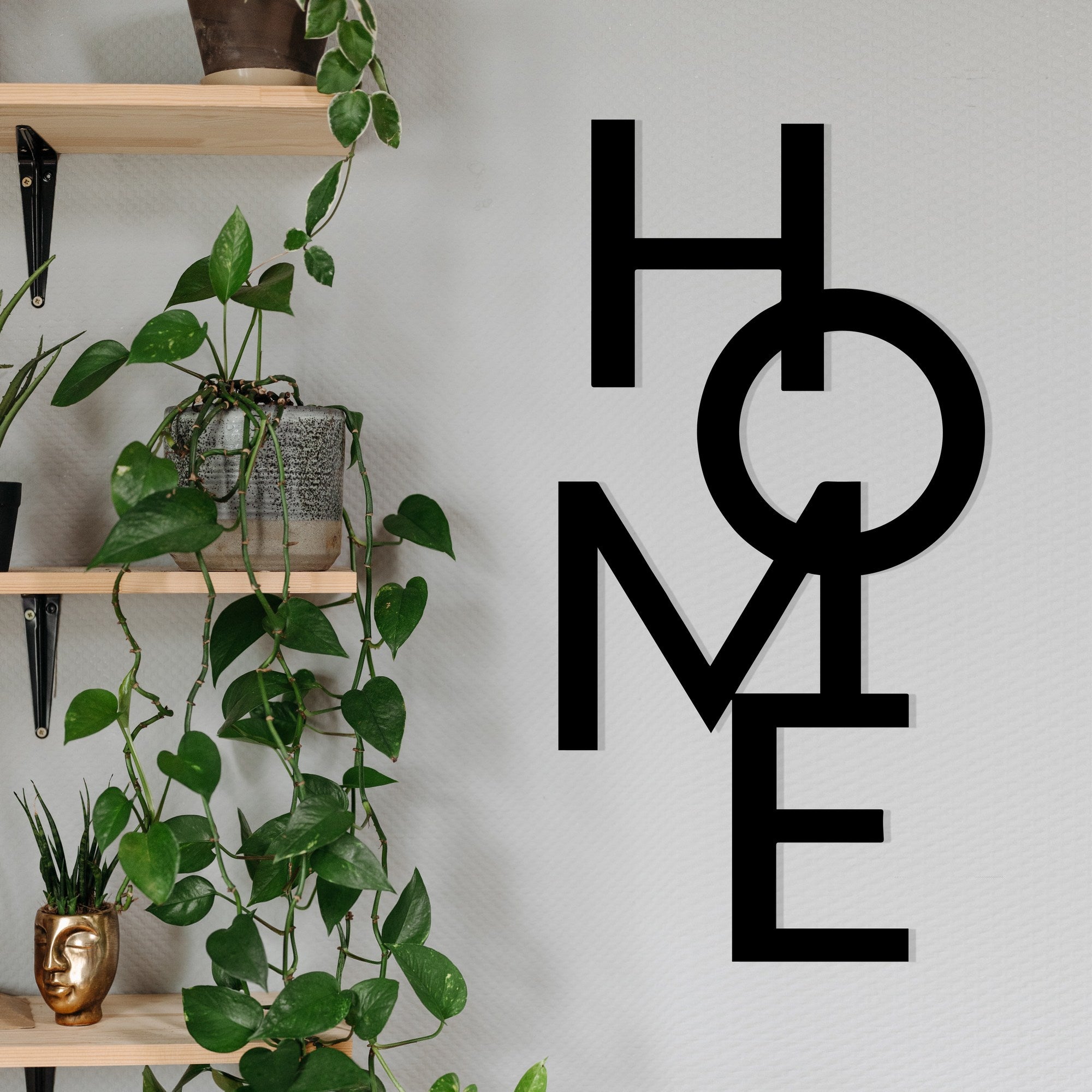 Home 5 – Acessório Decorativo de Parede em Metal, Preto, 34,5 x 68 cm