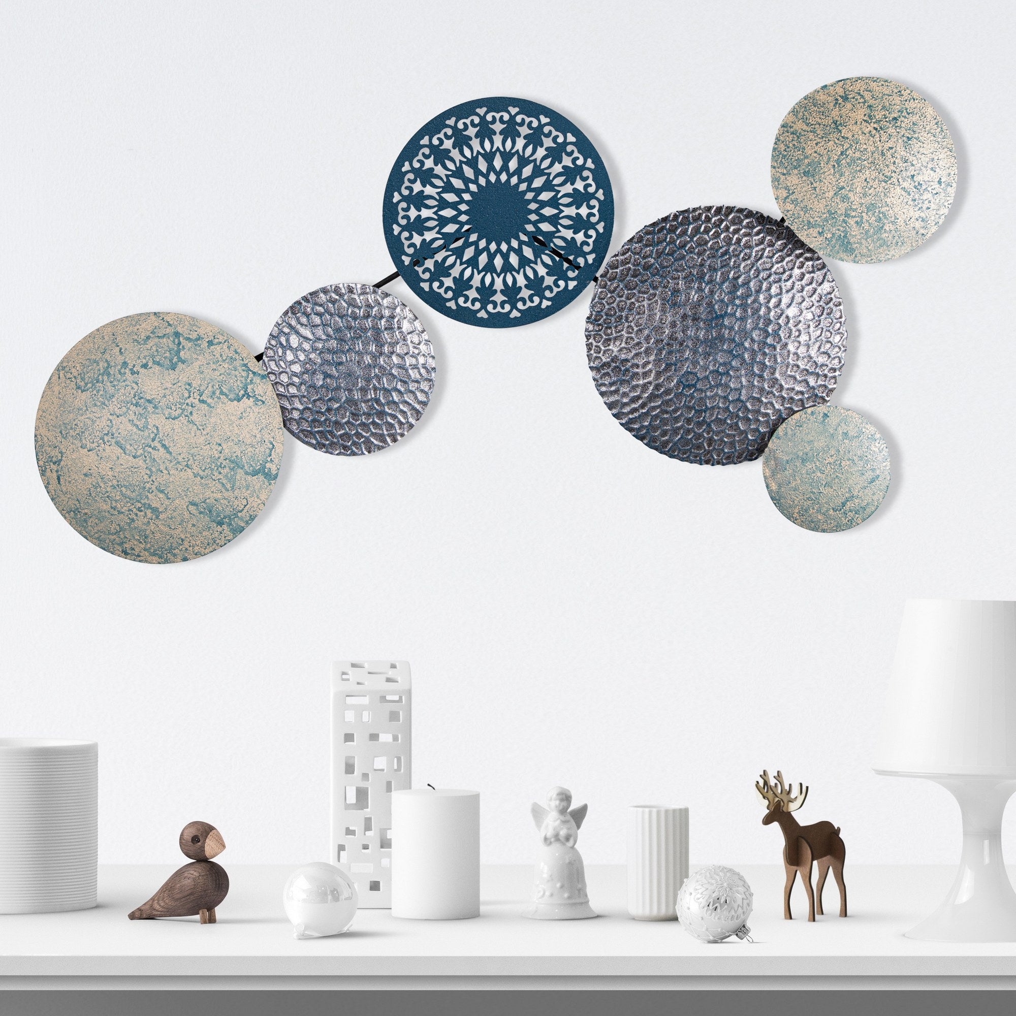 Nada Acessório Decorativo de Parede em Metal, Multicolor, 85 x 9 x 43 cm, 100% metal (0,8 mm), 1,736 kg