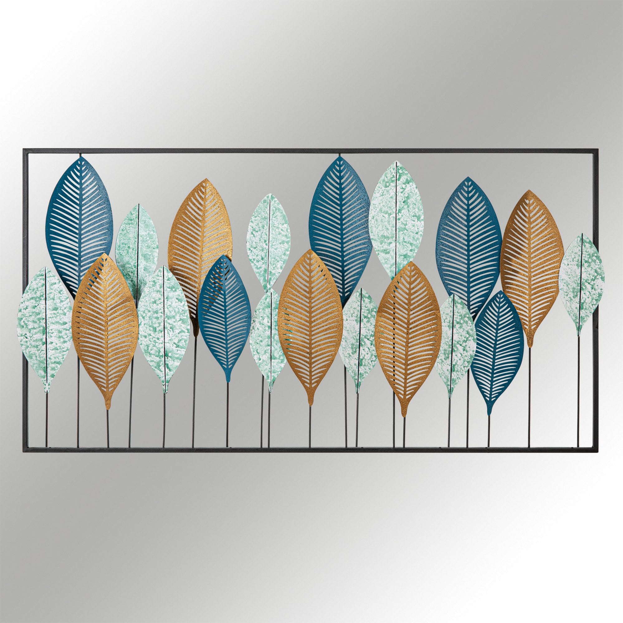 Bilge Acessório de Parede Decorativo em Metal Multicolor 115x60 cm – Detalhes Recortados a Laser