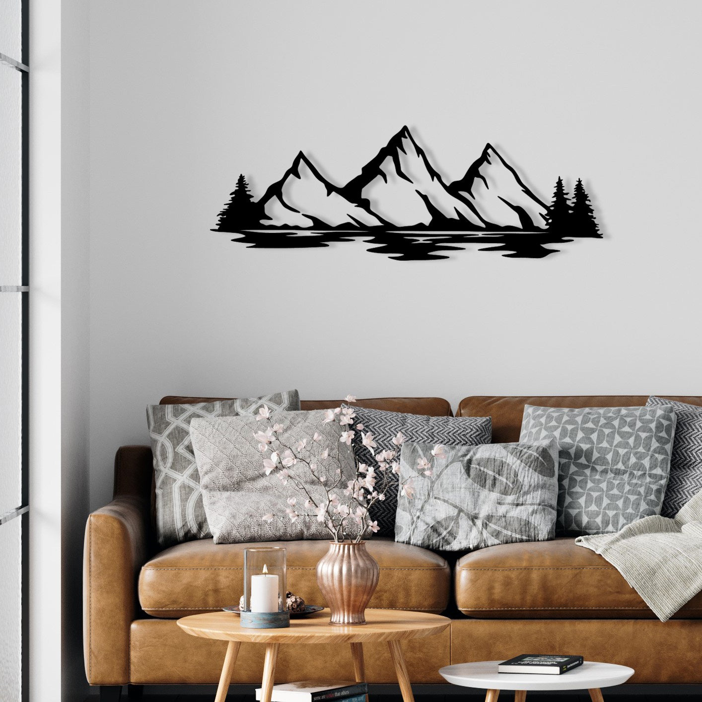 Nino — Acessório de Parede Decorativo 100% Metal Preto (68,5 x 23,5 cm)