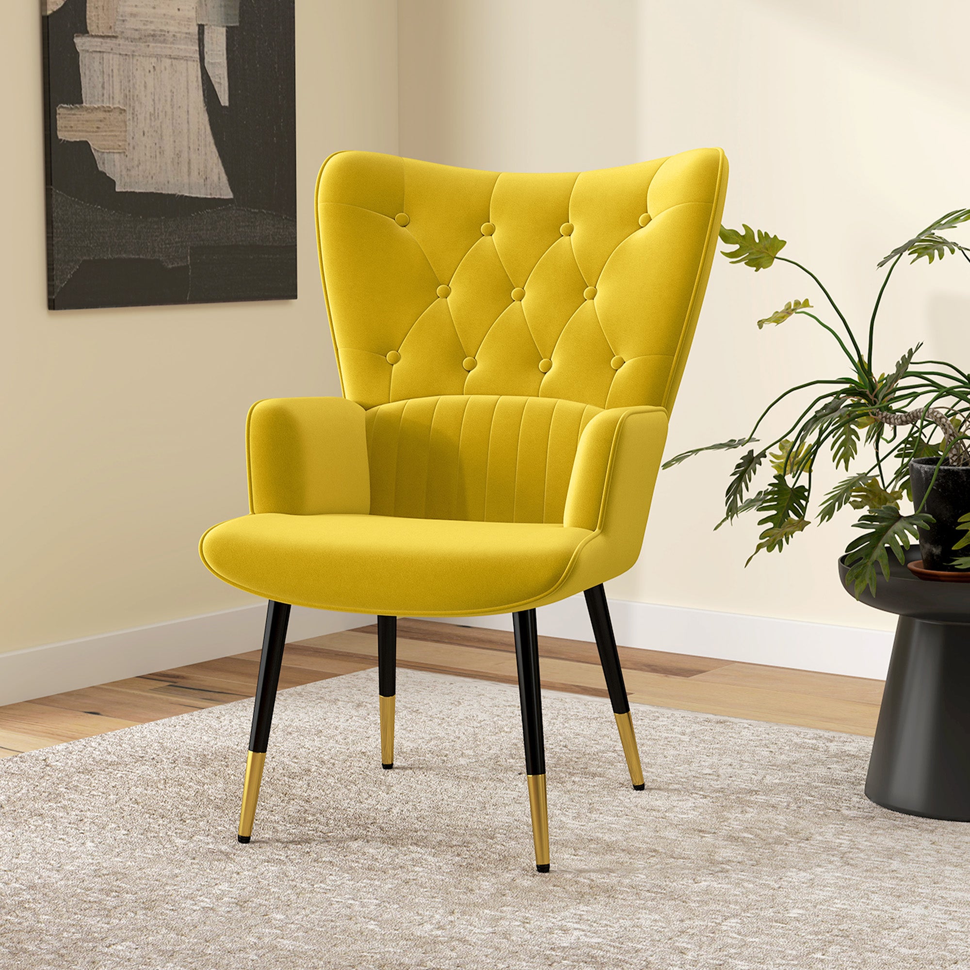 Poltrona Estofada em Veludo Amarelo – 68x72x103 cm – veludo 100% poliéster