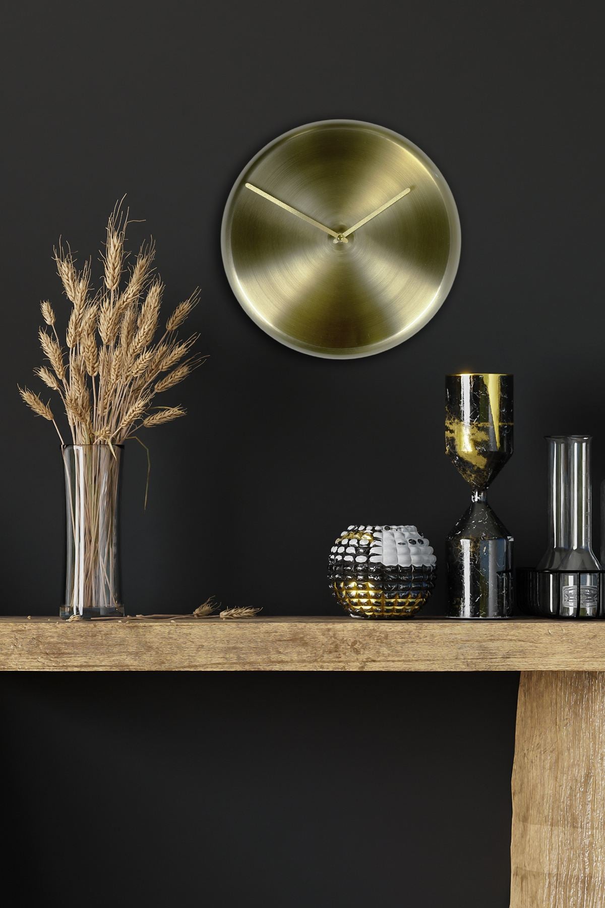 Relógio de Parede Decorativo em Alumínio 100% Dourado 30x30 cm – Mecanismo Silencioso