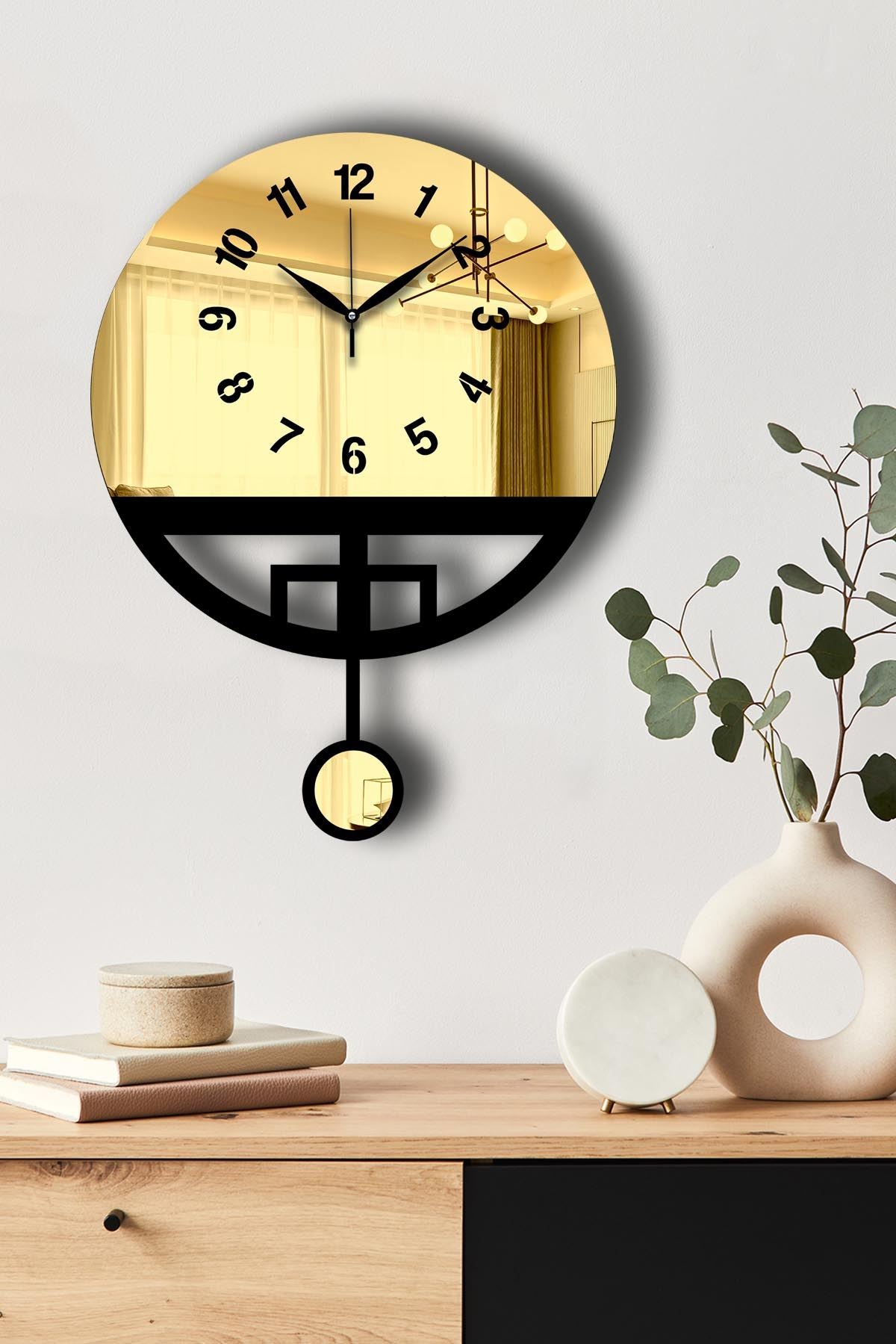 Relógio de Parede Decorativo Vlnt108Al – Dourado e Preto, MDF/Acrílico, Ø39 cm (39x50 cm), Espessura 3,6 mm, Tampa Acrílica