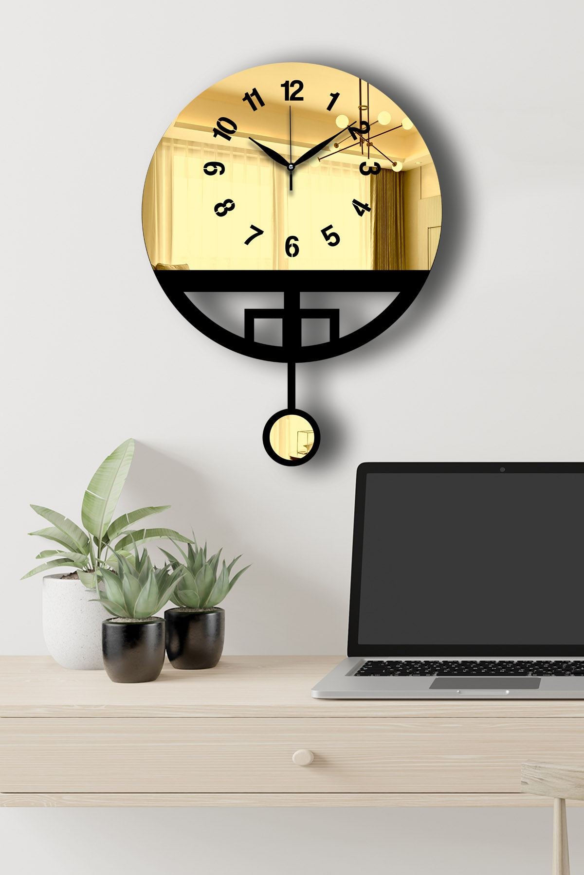 Relógio de Parede Decorativo Vlnt108Al – Dourado e Preto, MDF/Acrílico, Ø39 cm (39x50 cm), Espessura 3,6 mm, Tampa Acrílica