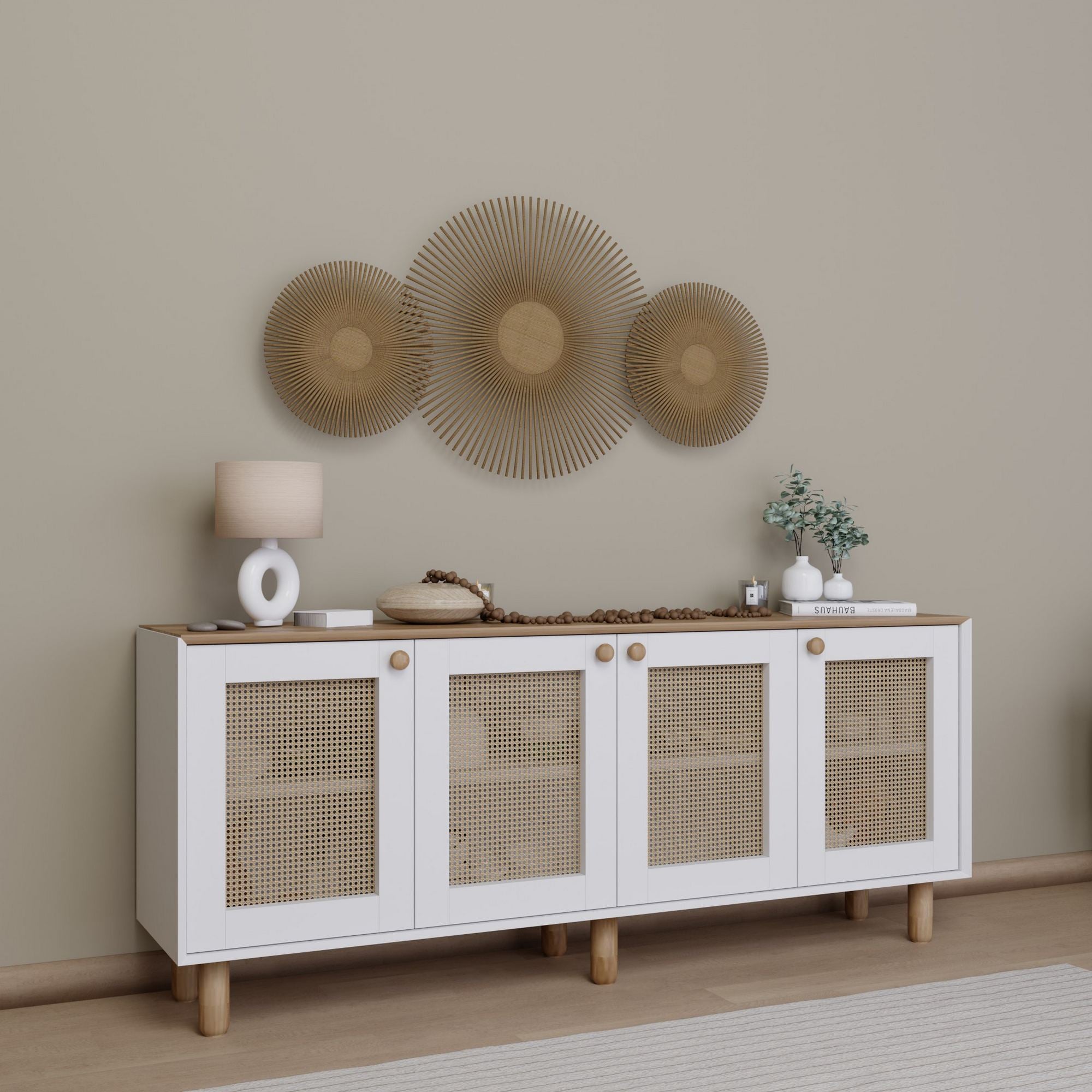Aparador – 180cm x 75cm x 40cm – Nogueira Clara – Aglomerado revestido de melamina
