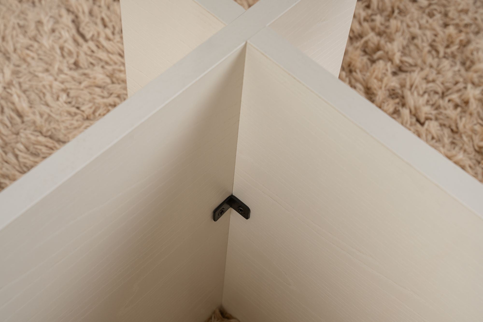 Mesa de Centro Elegante, 105 cm x 40 cm x 65 cm | Tampo 100% Vidro Temperado, Estrutura 100% Aglomerado Revestido com Melamina | Acabamento Branco Elegante para Espaços Modernos