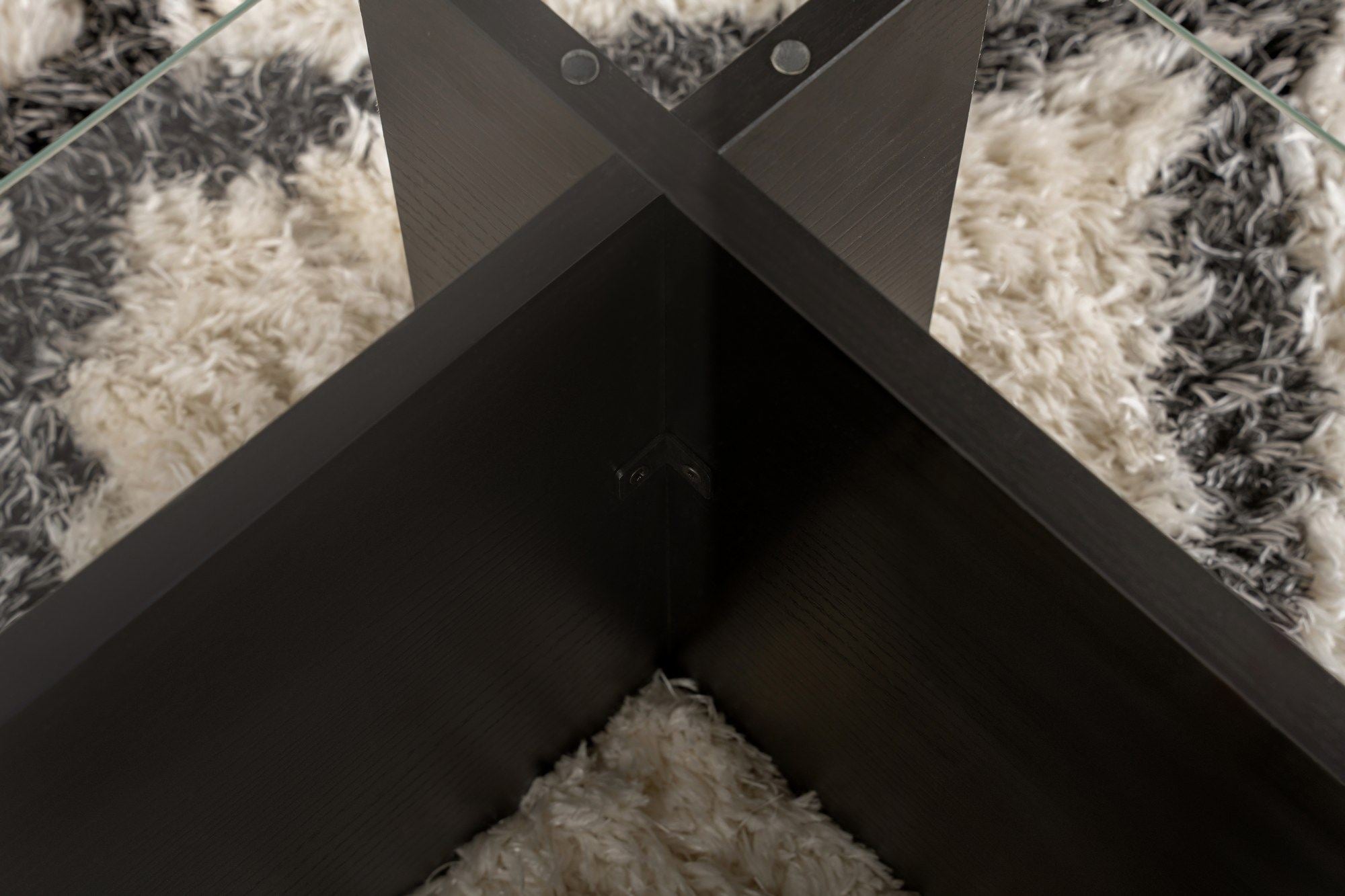 Mesa de Centro Elegante, Acabamento em Madeira Preta, 105 x 30 x 65 cm | Tampo 100% Vidro Temperado, Estrutura com Revestimento em Melamina de 18 mm de Espessura | Design Moderno e Elegante