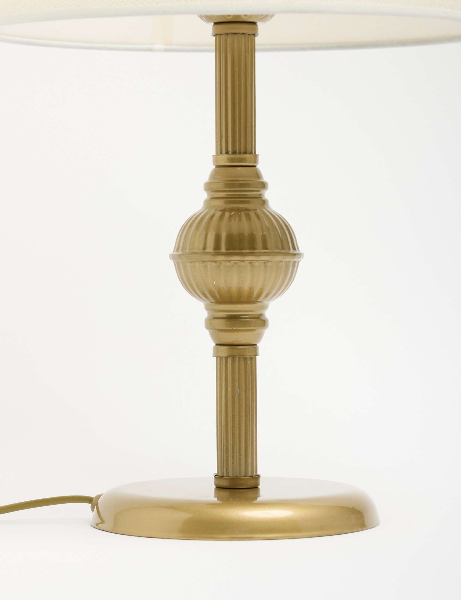 Candeeiro de Mesa – 43 cm – Creme e Antiquada – Metal