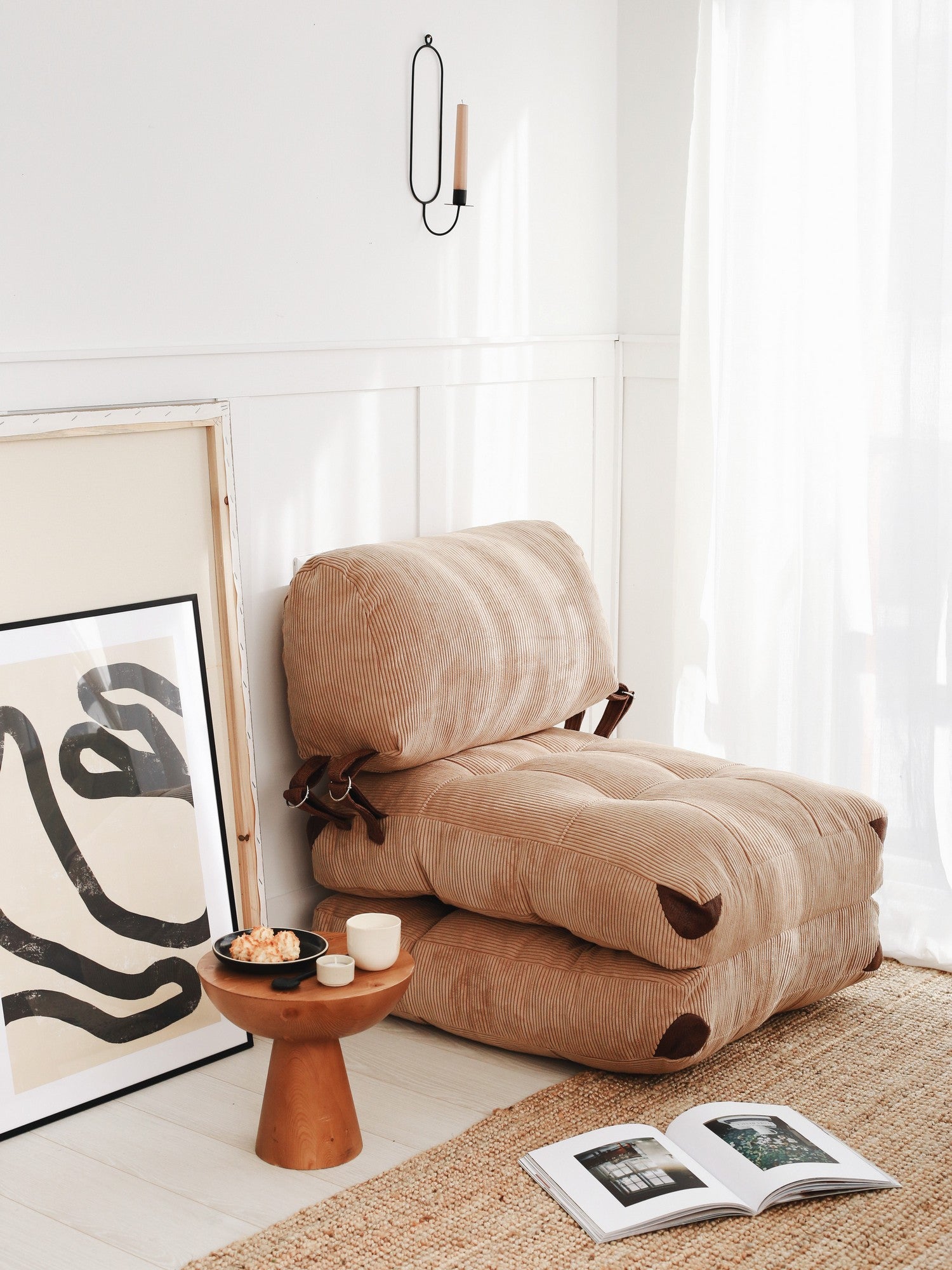 Poltrona-cama elegante de 1 lugar, veludo cotelê camelo, 80 x 70 x 60 cm | 100% poliéster, altura confortável de 24 cm, transforma-se em cama de 160 cm | Perfeito para espaços pequenos
