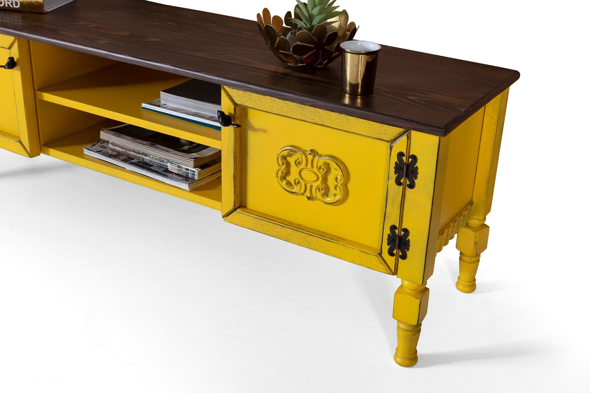 Móvel de TV – 150 cm x 40 cm x 50 cm – Amarelo – MDF