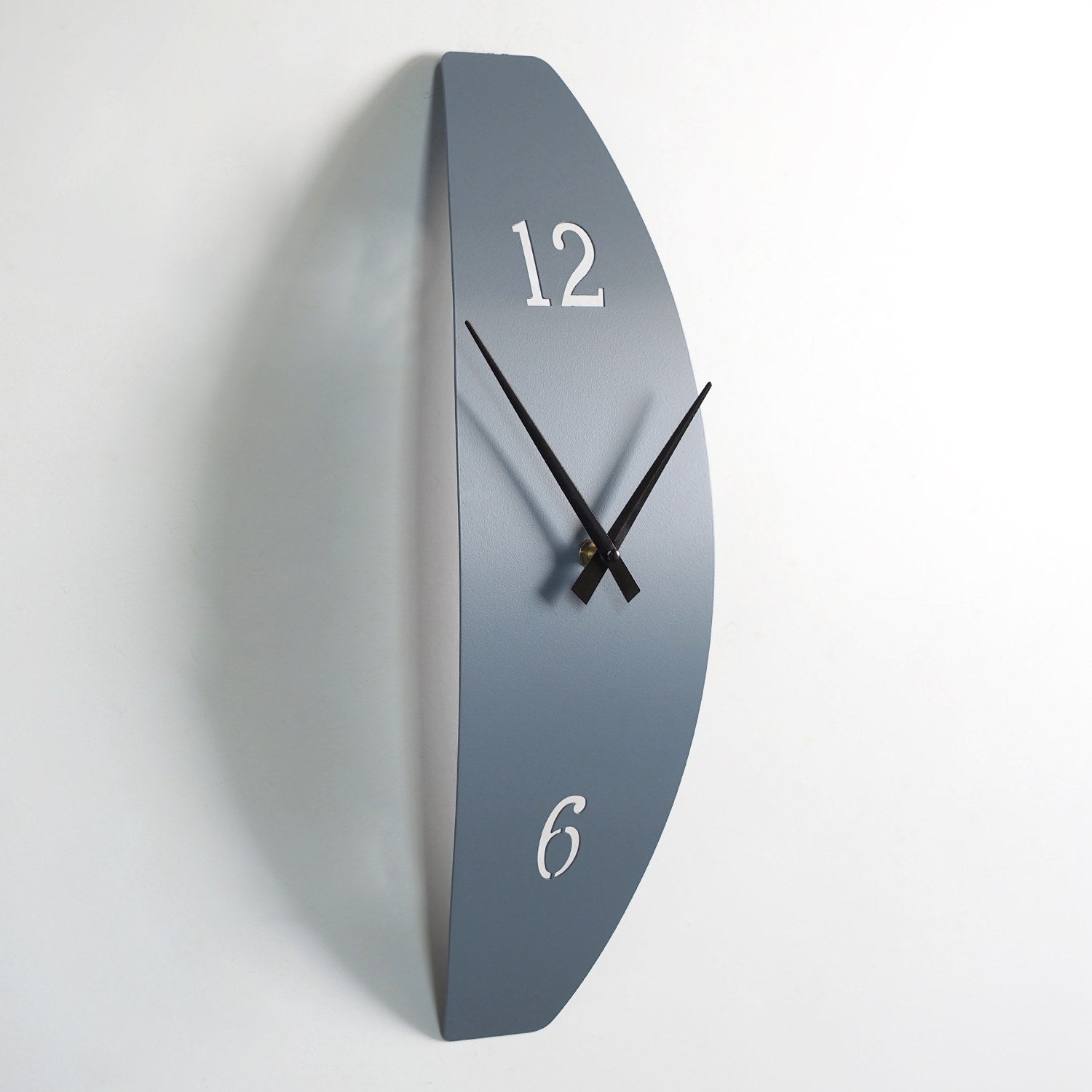 Relógio de Parede Decorativo em Metal Azul 15x46 cm, Mecanismo Silencioso, 100% Aço (1 mm) – APS137MCB