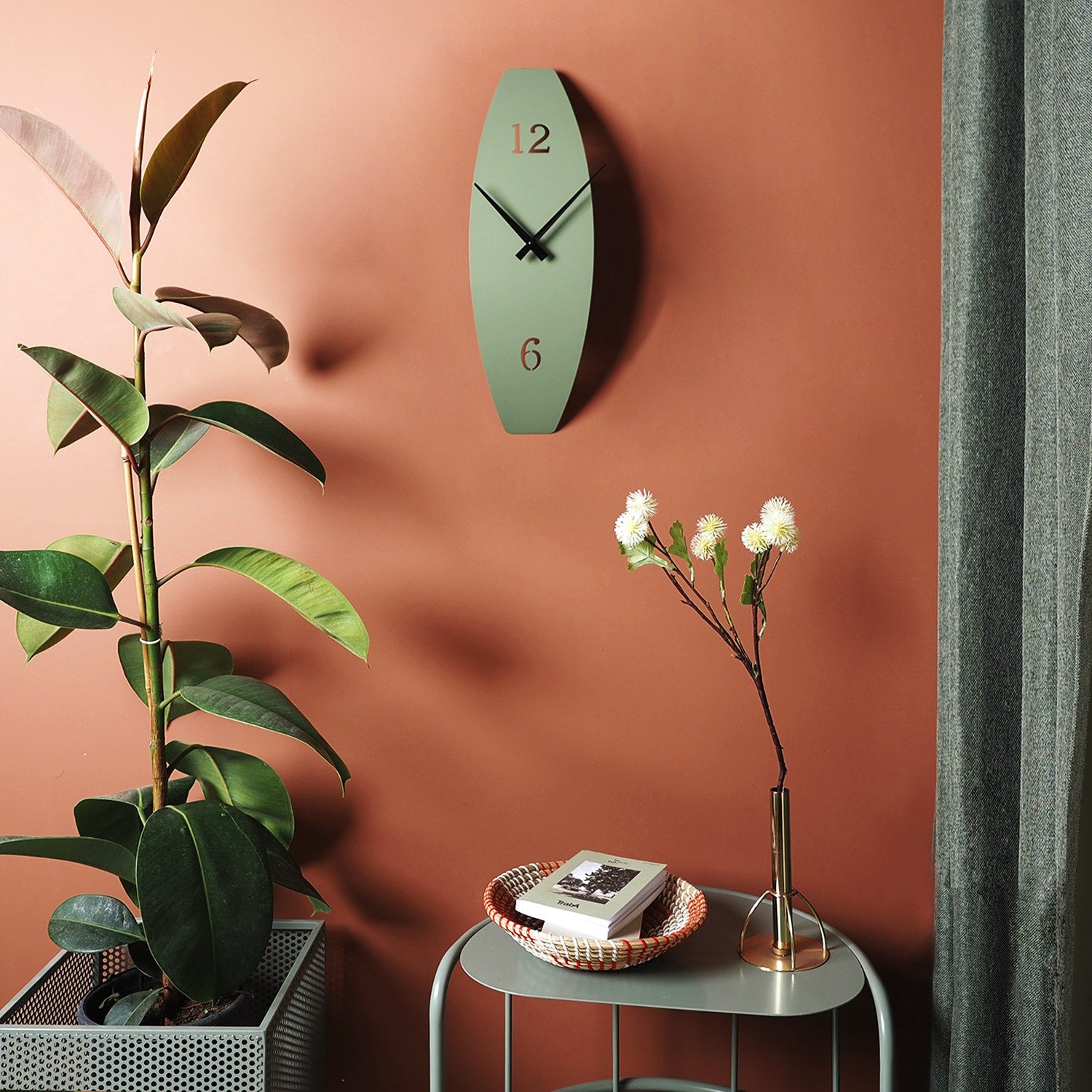 Relógio de Parede Decorativo em Aço Verde APS137MGS — Mecanismo Silencioso, 15 x 46 cm