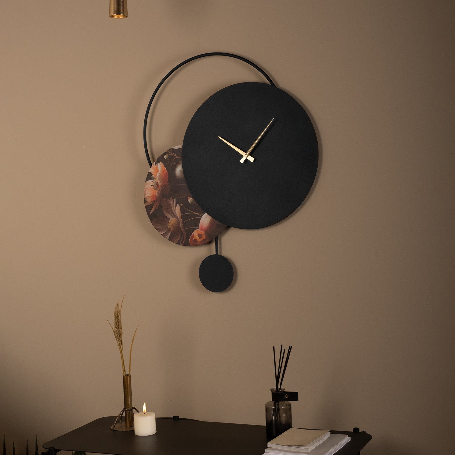 Relógio de Parede Decorativo em Metal Floransa APS145, Multicolor, 54 x 69 cm, Aço 100%