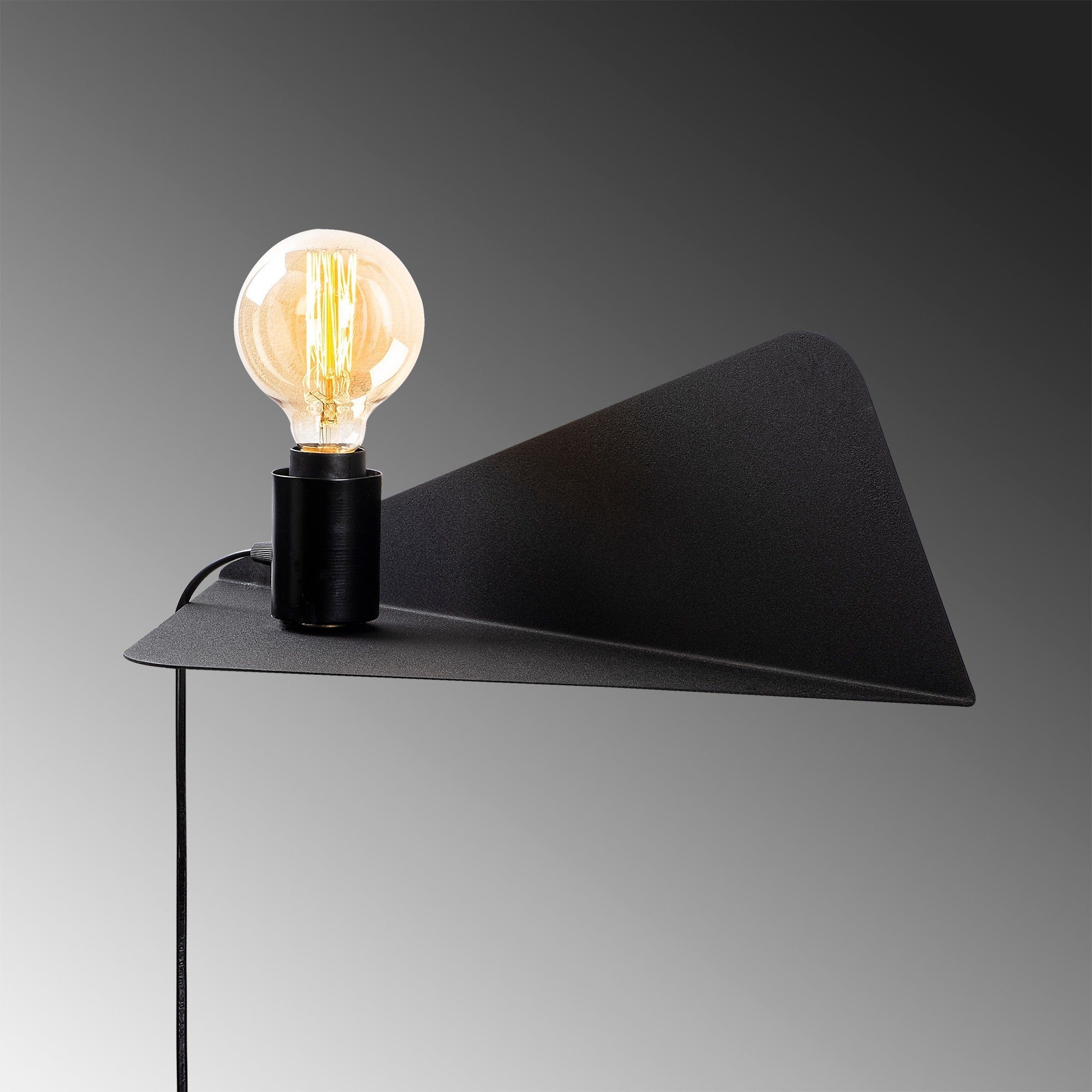 Candeeiro de Parede industrial preta, corpo de metal, 50 x 21 x 16 cm | Soquete E27, máx. 40 W | Iluminação plugável, elegante e funcional para espaços modernos