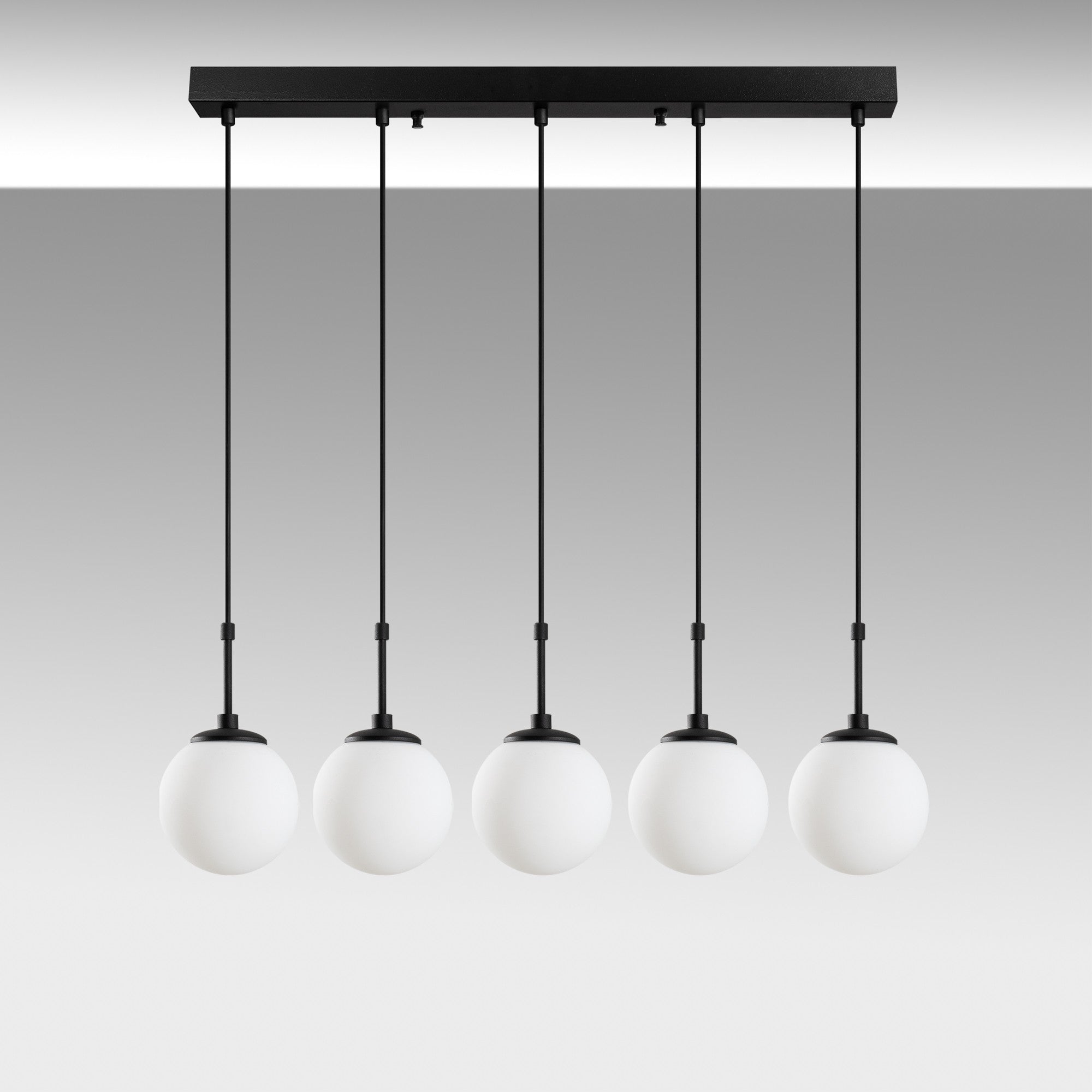 Candeeiro de Teto  - Orbıtal - Preto