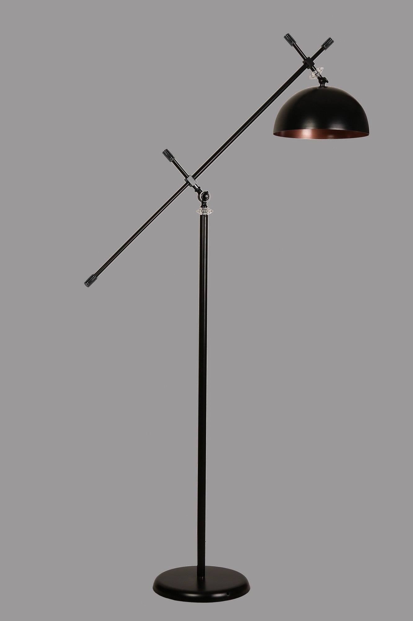 Candeeiro de Pé-Hans-Preto
Cromado
