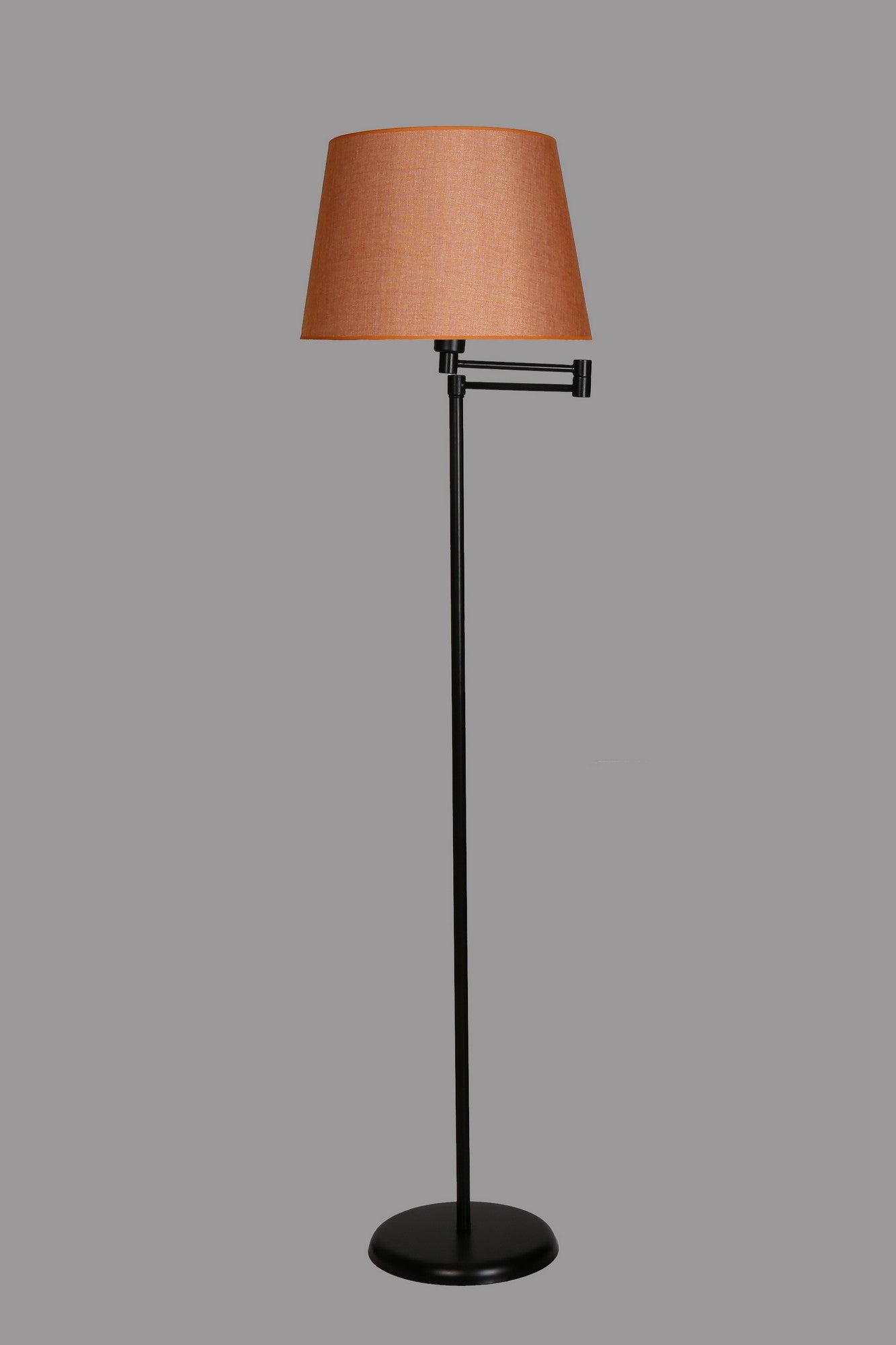 Candeeiro de Pé – 170 cm – Preto e Laranja – Metal
