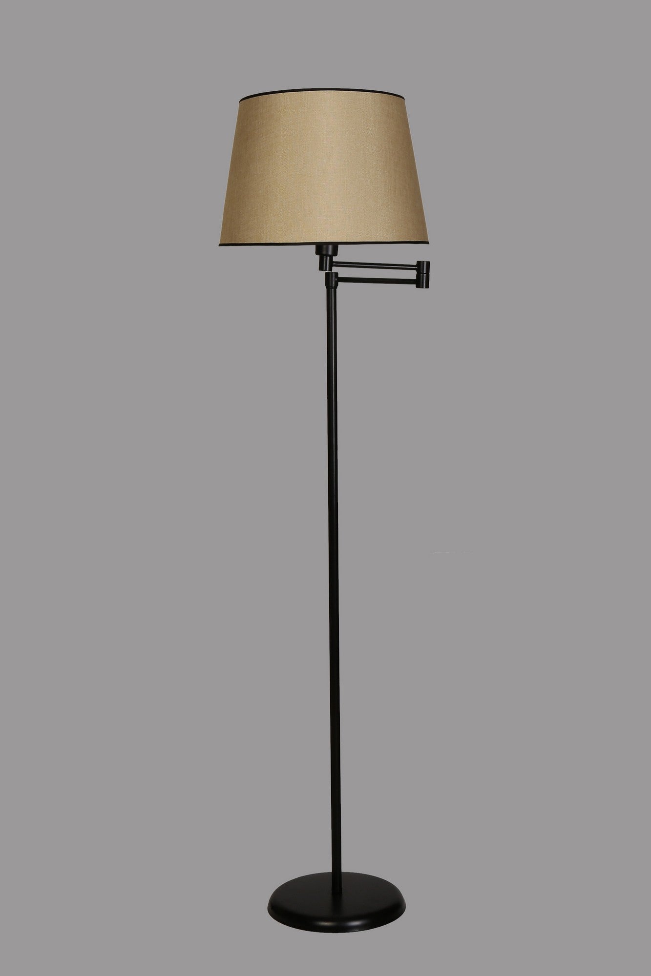 Candeeiro de Pé – 170 cm – Bege e Preto – Metal