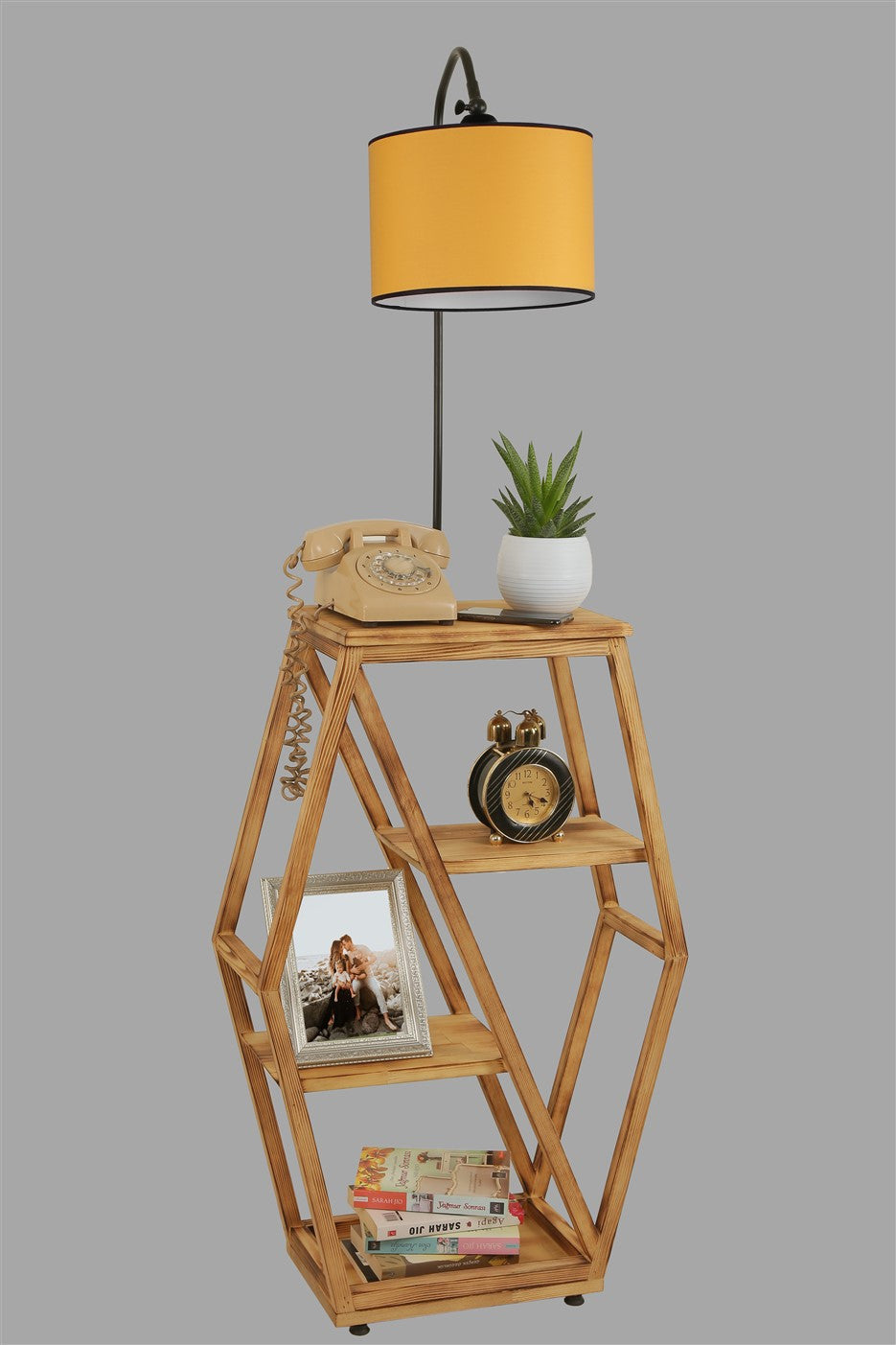 Candeeiro de Pé – 165 cm – Amarelo – Metal e Madeira de Fir