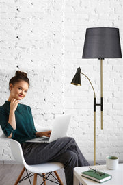 Candeeiro de Pé – 165 cm – Preto – Metálico
