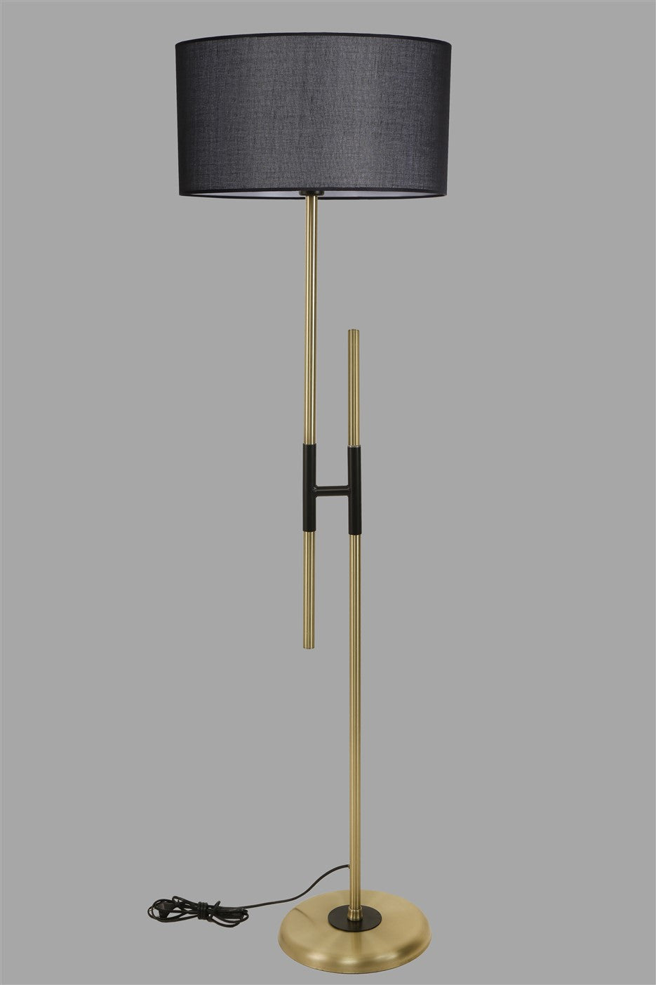 Candeeiro de Pé – 165 cm – Preto – Metálico