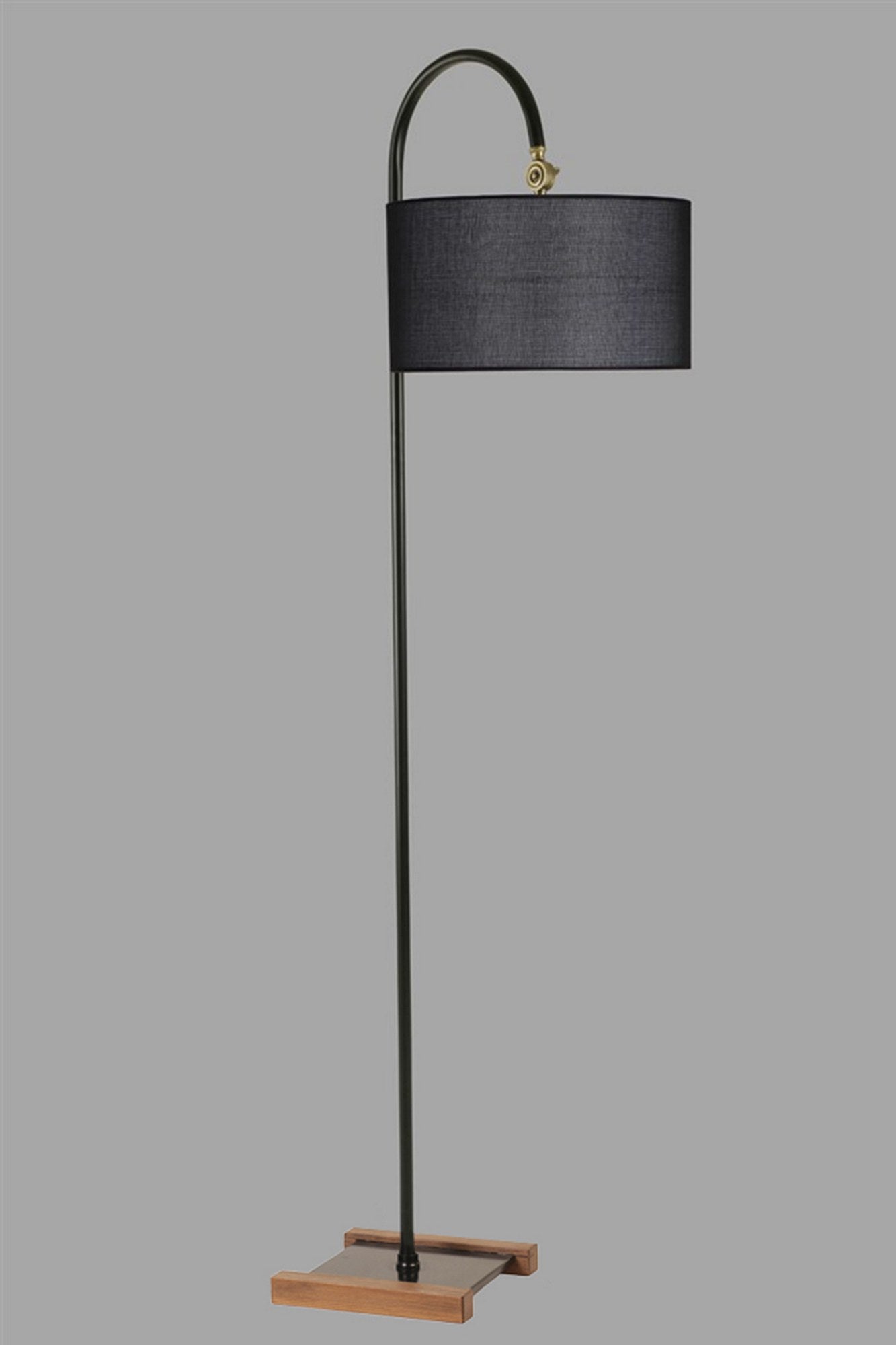 Candeeiro de Pé – 165 cm – Preto – Metal