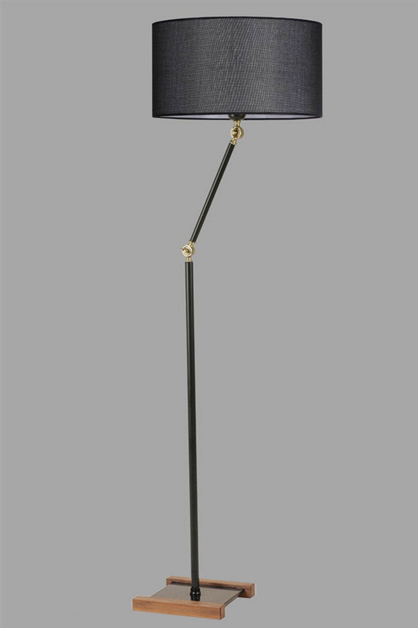 Candeeiro de Pé – 165 cm – Preto – Metal