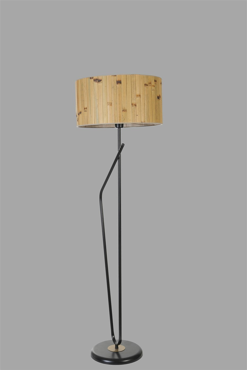 Candeeiro de Pé – 155 cm – Carvalho e Preto – Metal