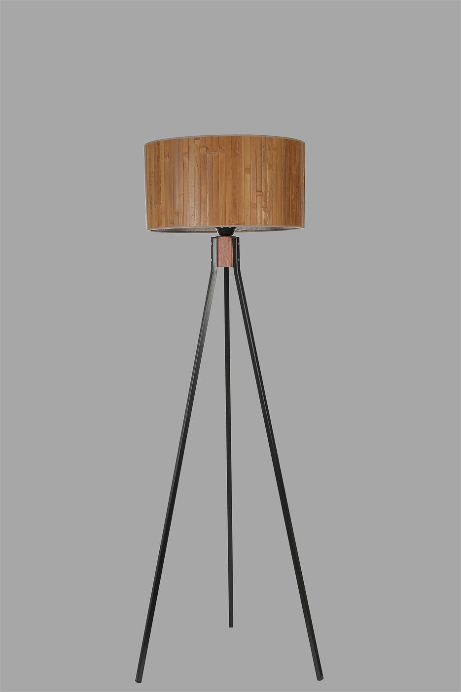 Candeeiro de Pé – 155 cm – Preto – Madeira